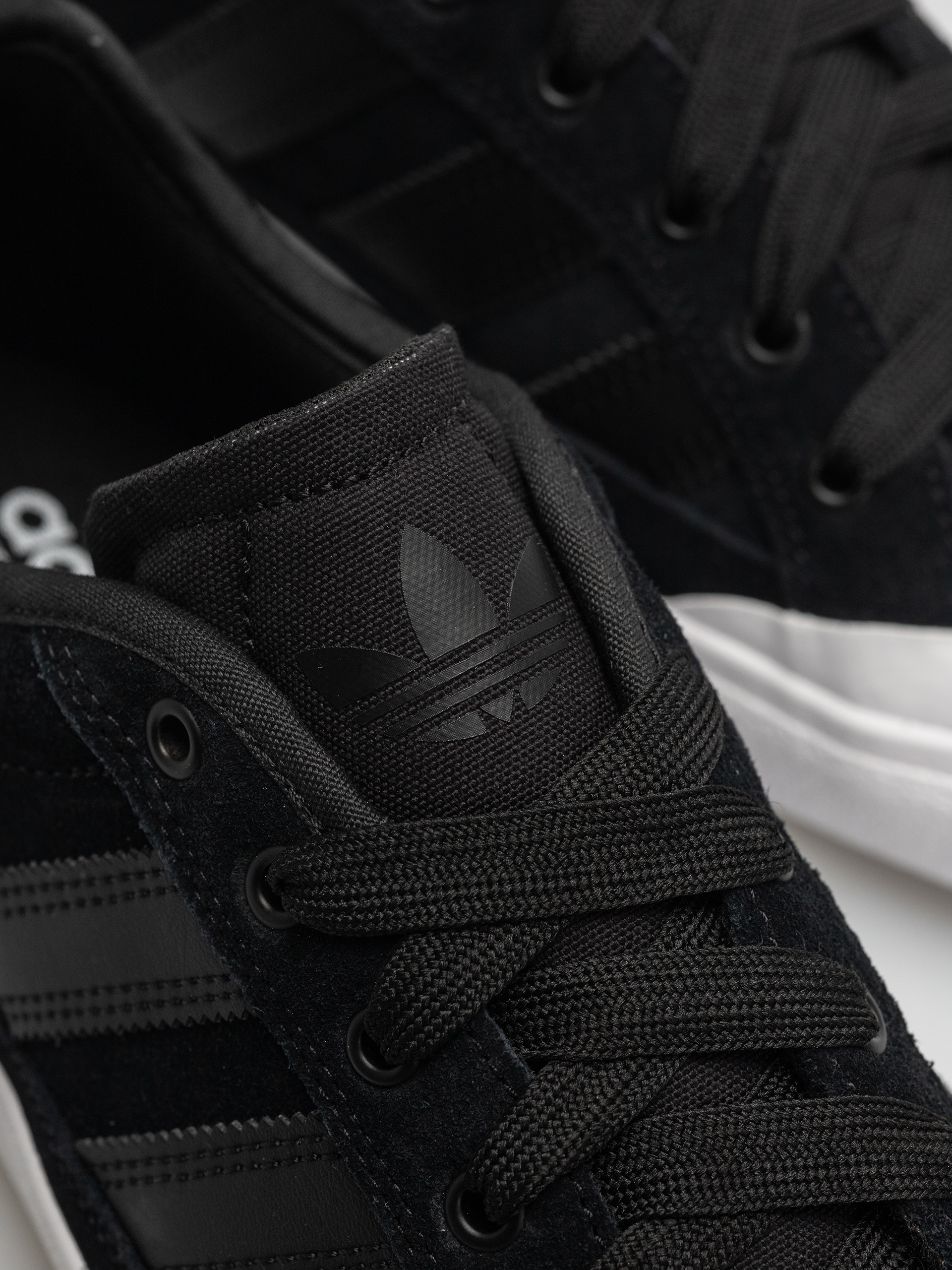 Boty adidas Court Tns Premiere (cblack/cblack/ftwwht)