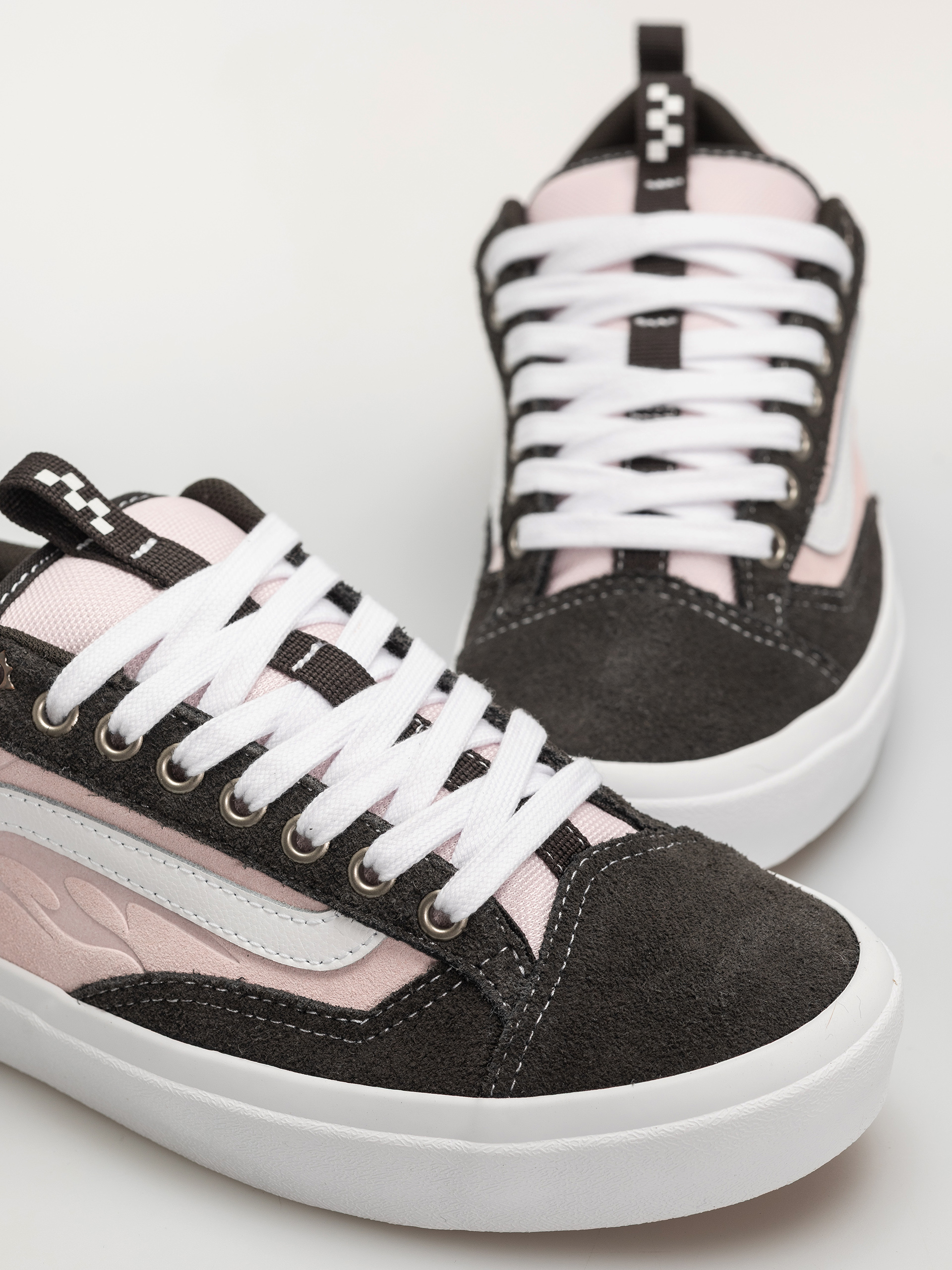 Boty Vans Skate Old Skool 36 + (black/pink)