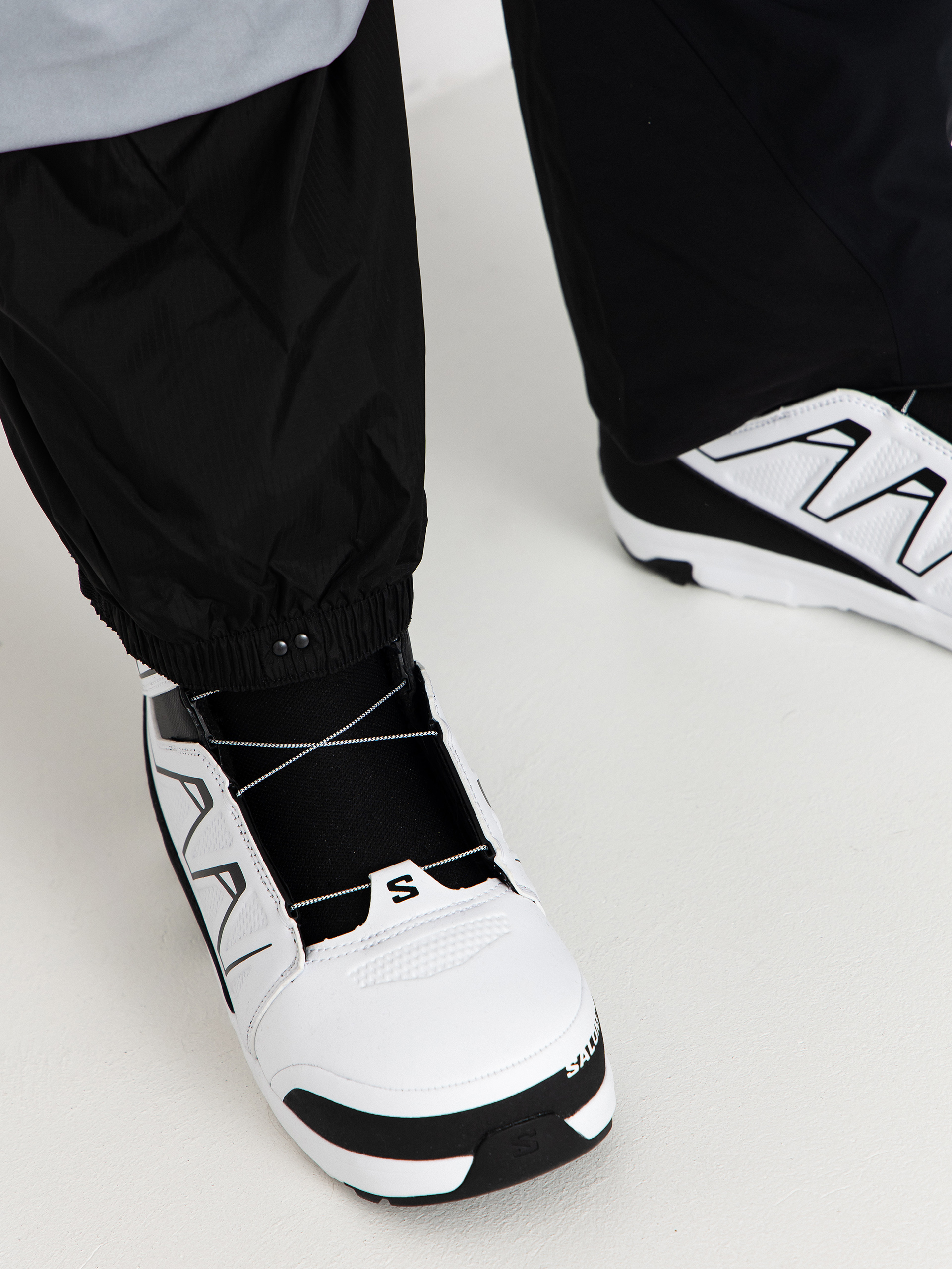 Pánské Snowboardové kalhoty  Jones Snowboards Shralpinist Str Rec Bib (stealth black)