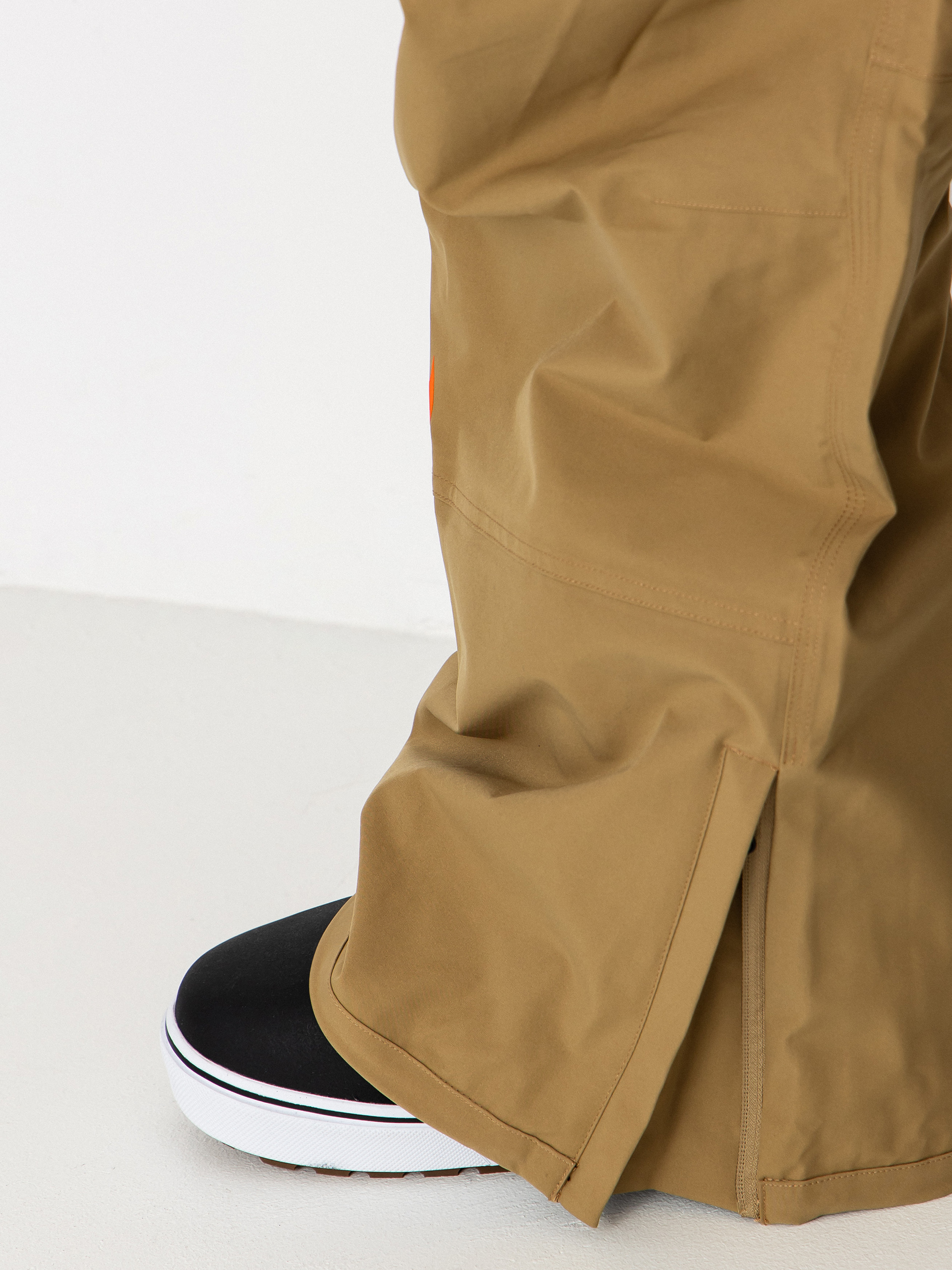 Pánské Snowboardové kalhoty  ThirtyTwo Basement Bib (khaki)