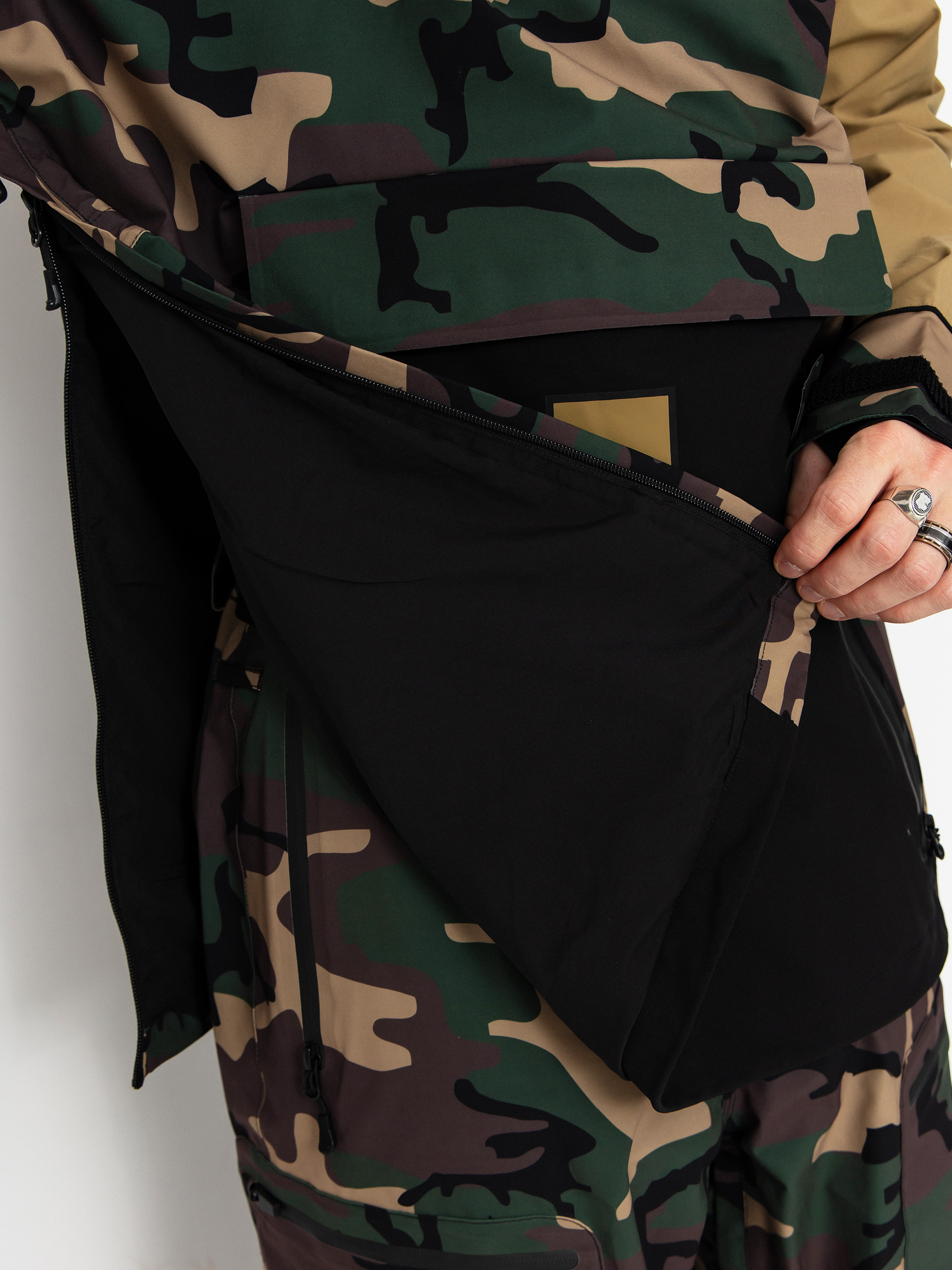 Pánská Snowboardová bunda ThirtyTwo Light Anorak (camo)
