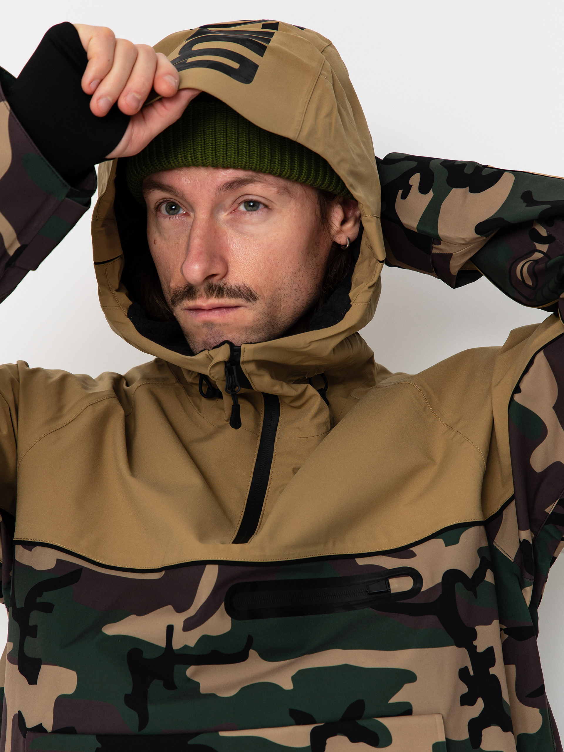 Pánská Snowboardová bunda ThirtyTwo Light Anorak (camo)
