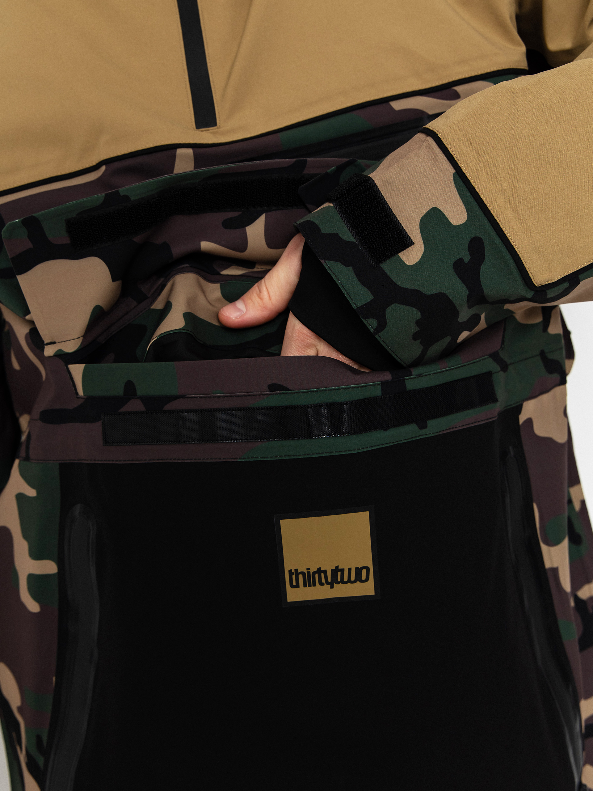 Pánská Snowboardová bunda ThirtyTwo Light Anorak (camo)