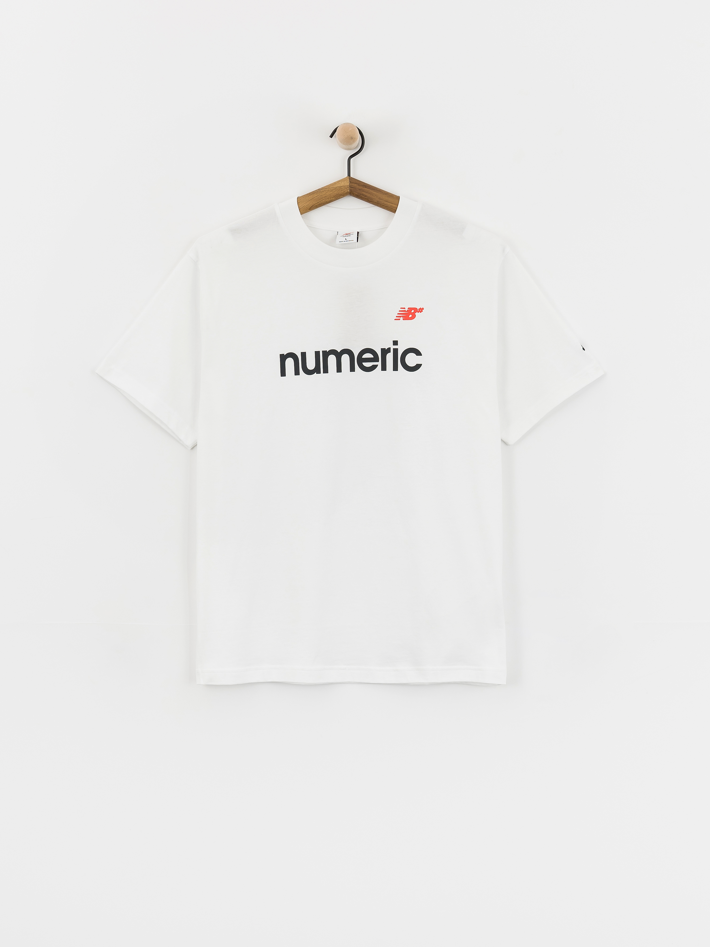 Triu010dko New Balance Numeric Linear Logo (white)