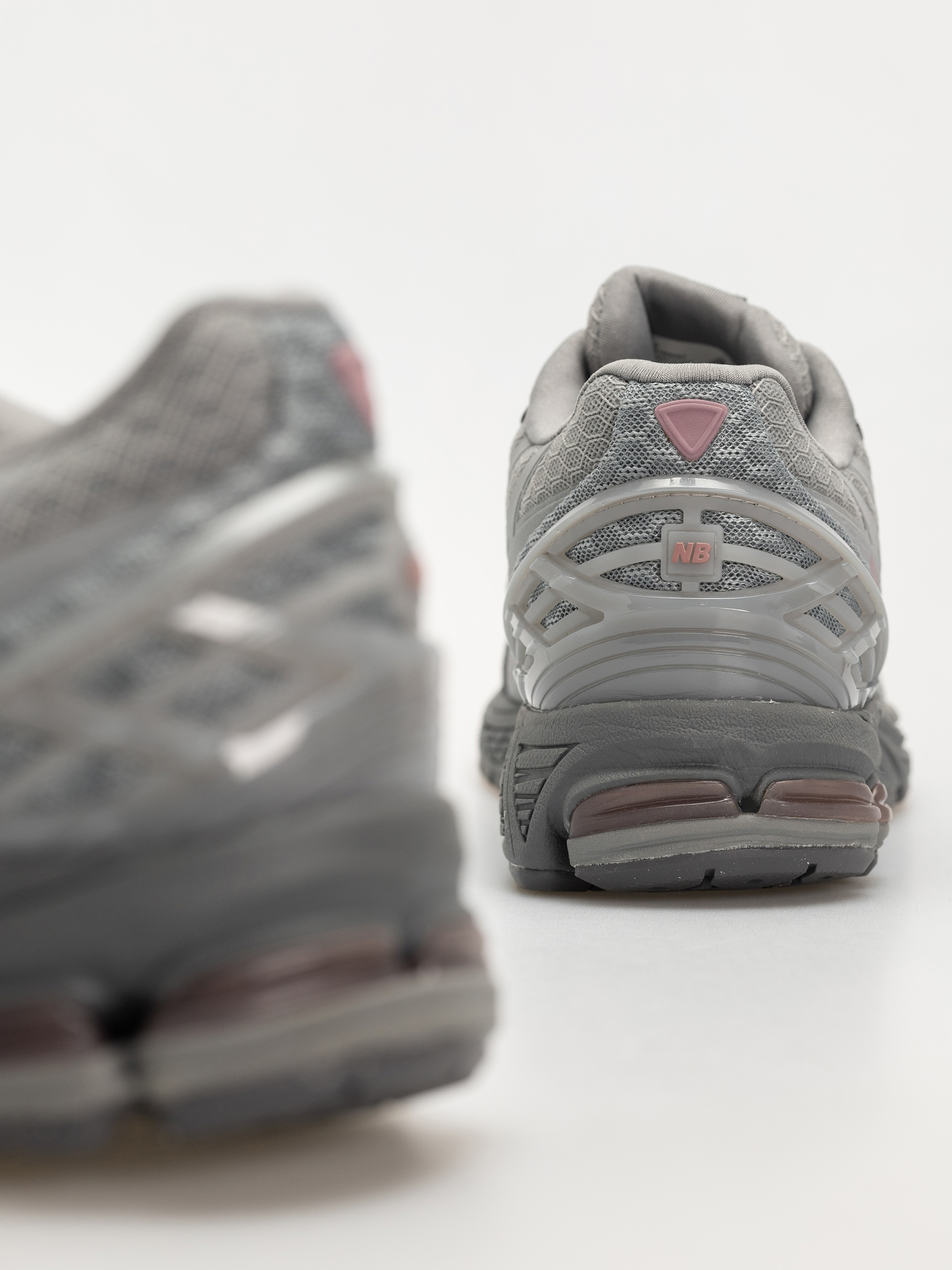 Boty New Balance 1906 (slate grey/rosewood)