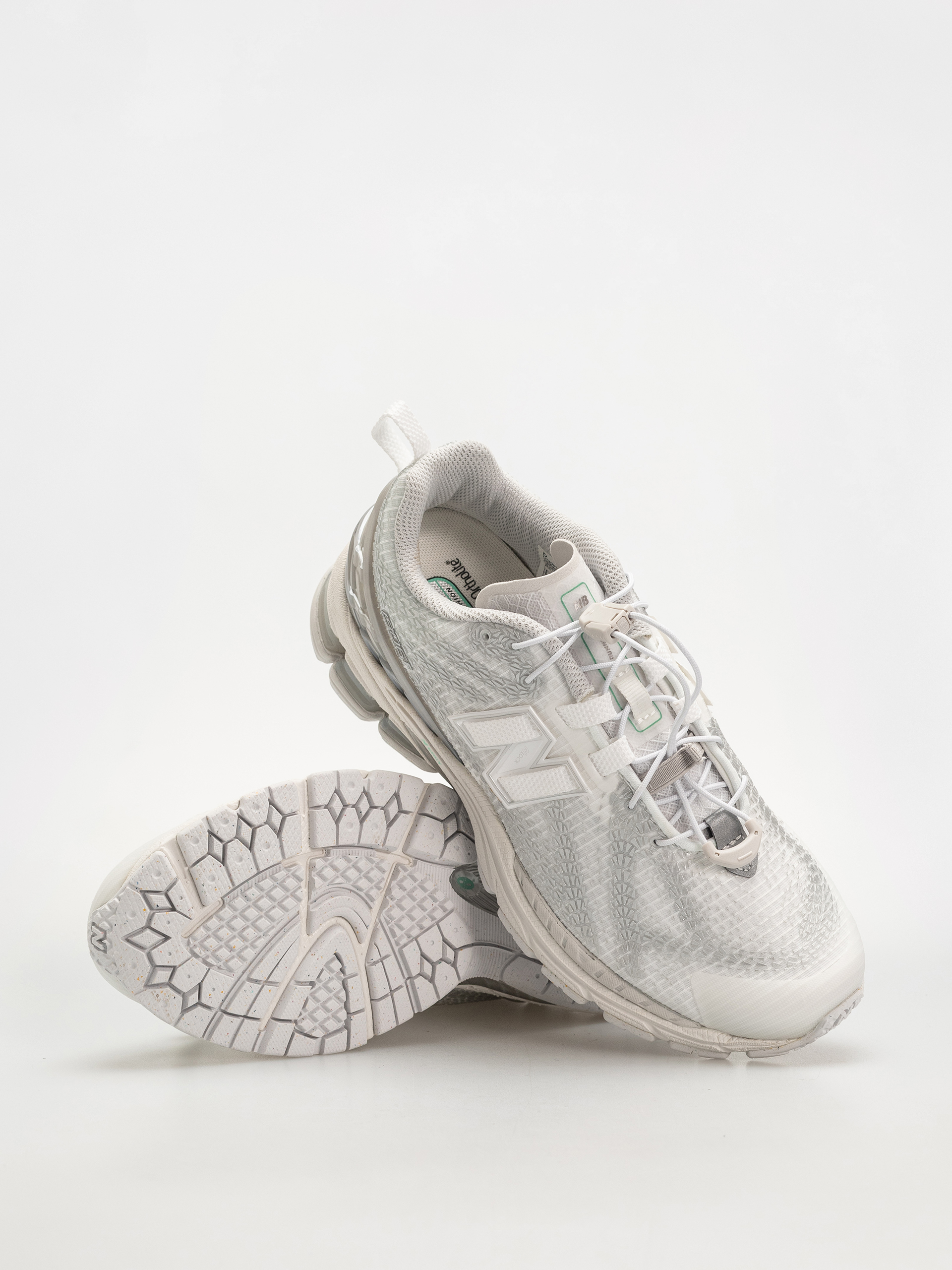 Boty New Balance 1906 (103 white/silver metallic/deep end)
