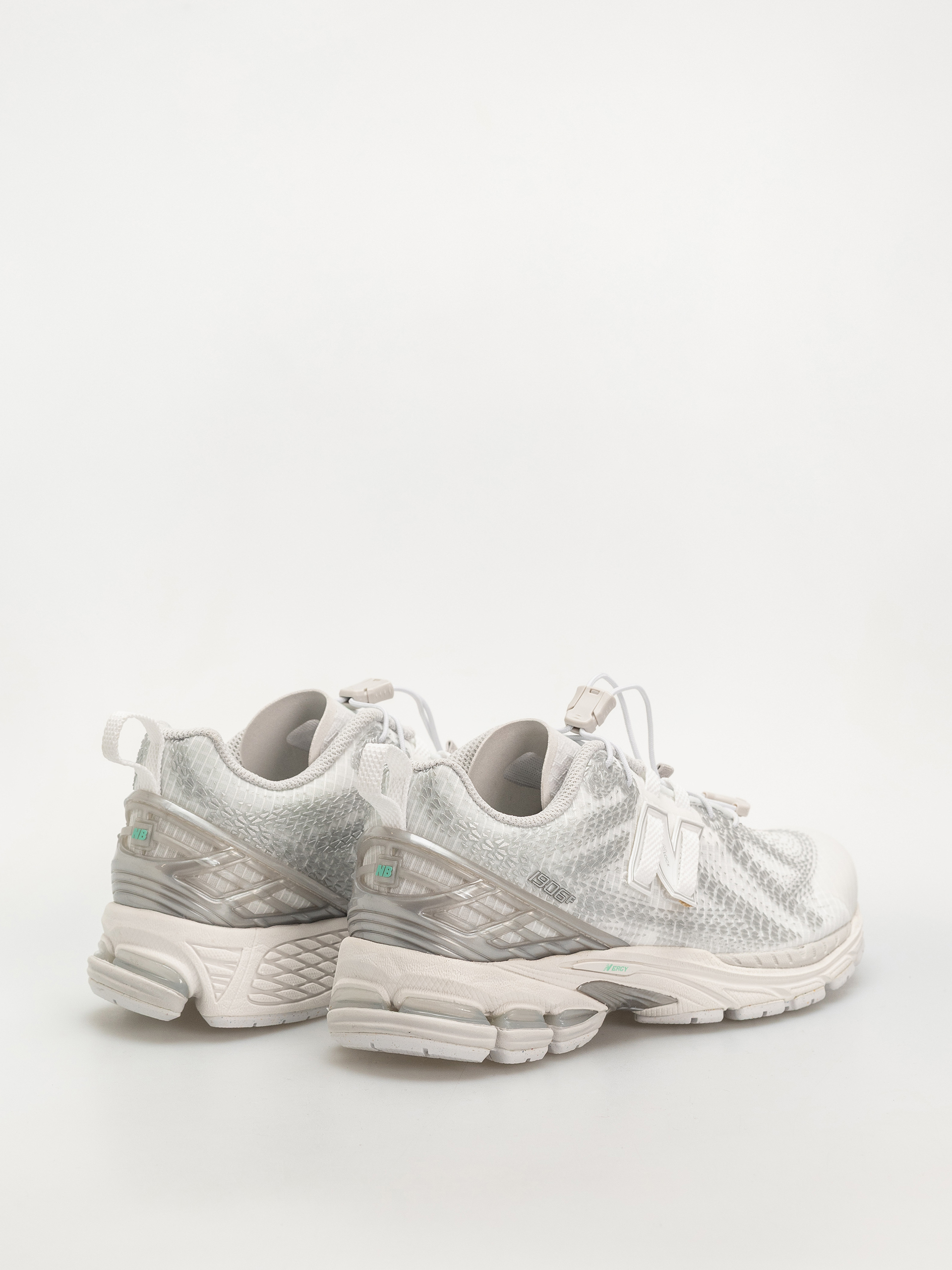 Boty New Balance 1906 (103 white/silver metallic/deep end)