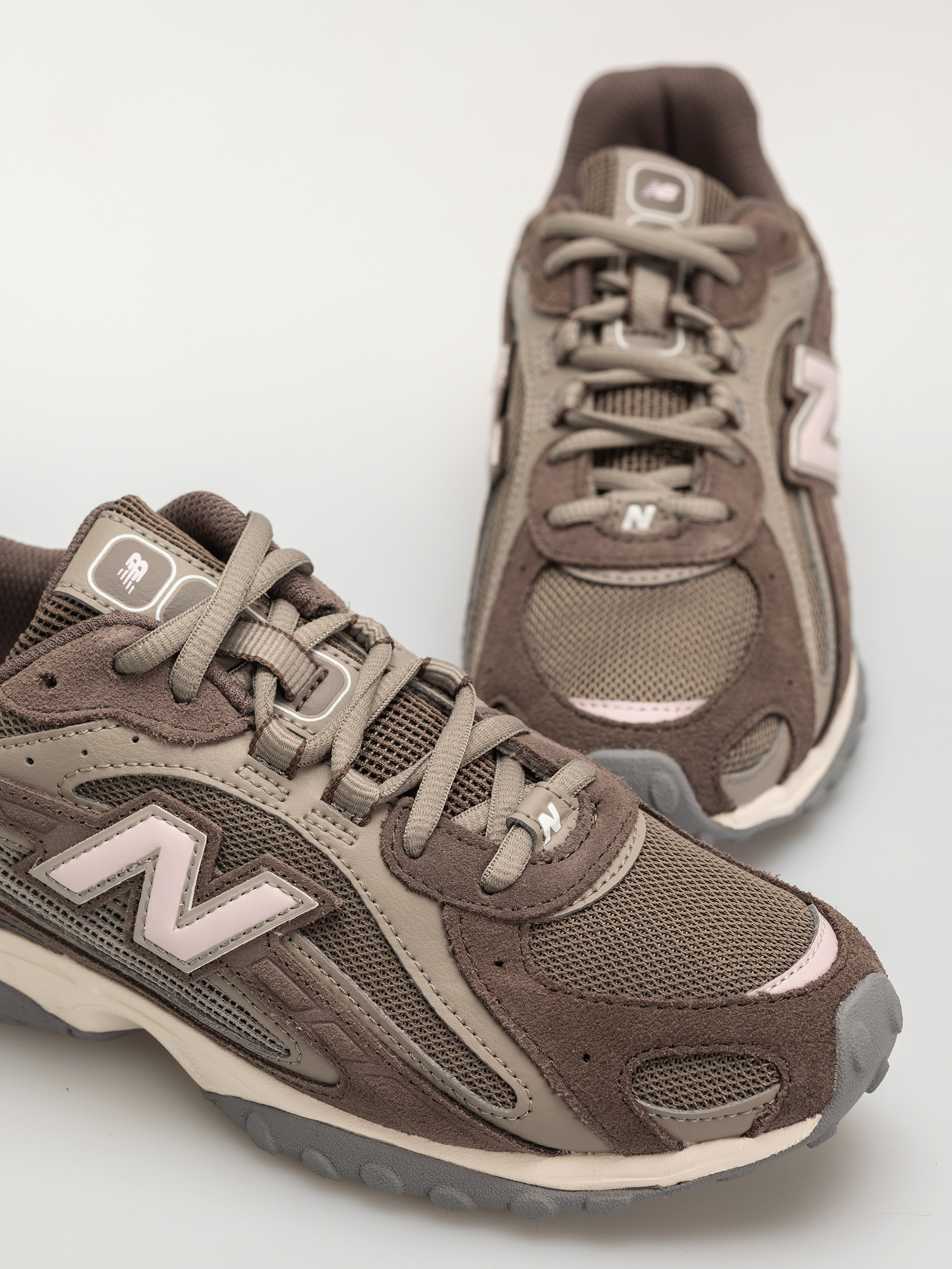 Boty New Balance 204 (cortado/stone pink)