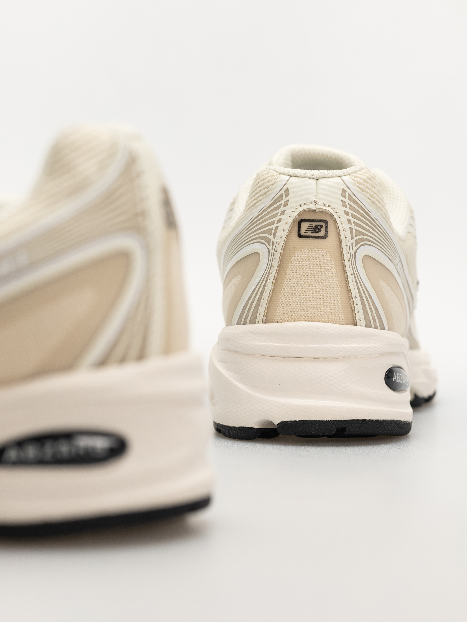 Boty New Balance 740 (shipyard/angora)