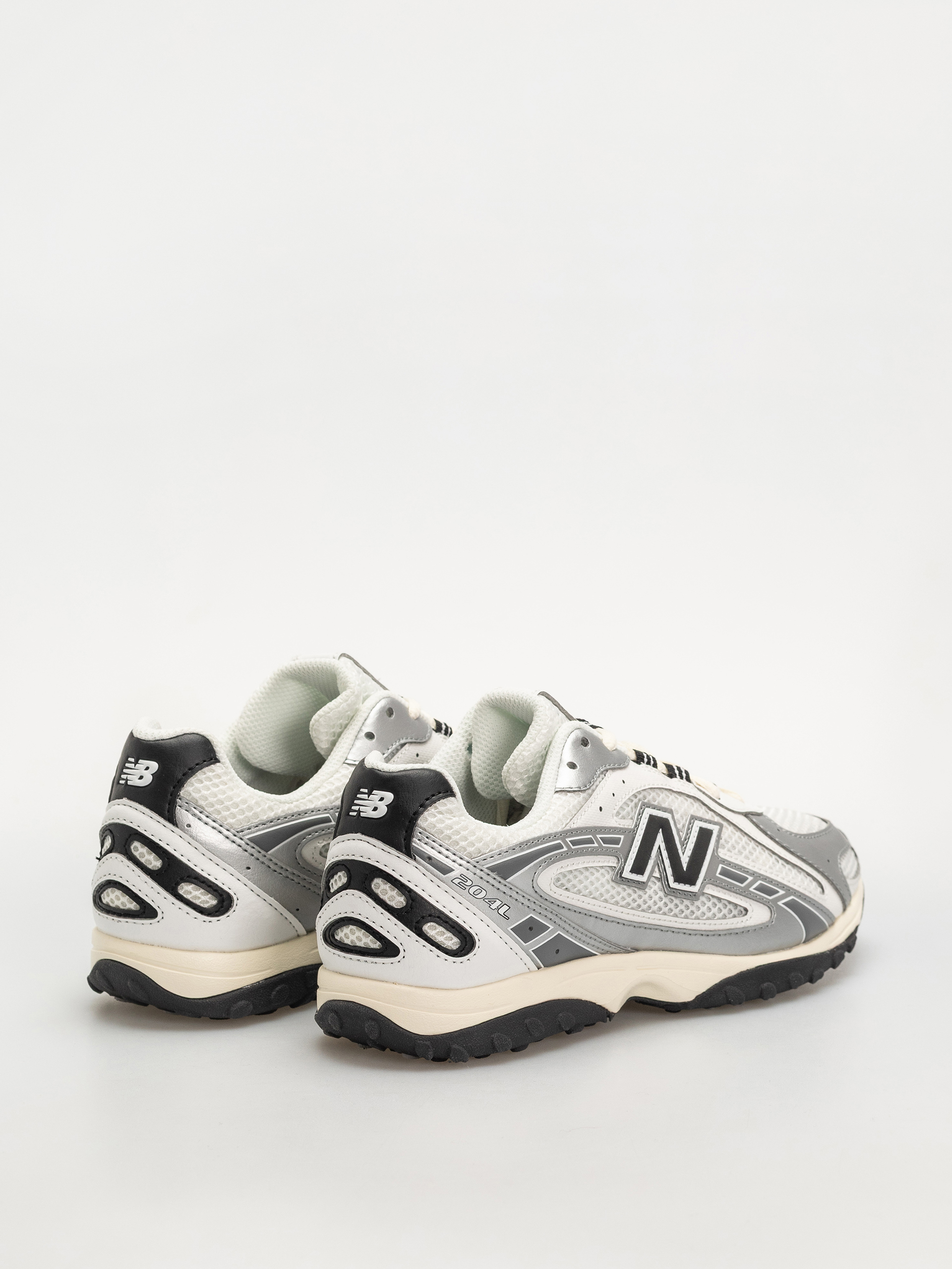 Boty New Balance 204 (silver metallic/black swd)