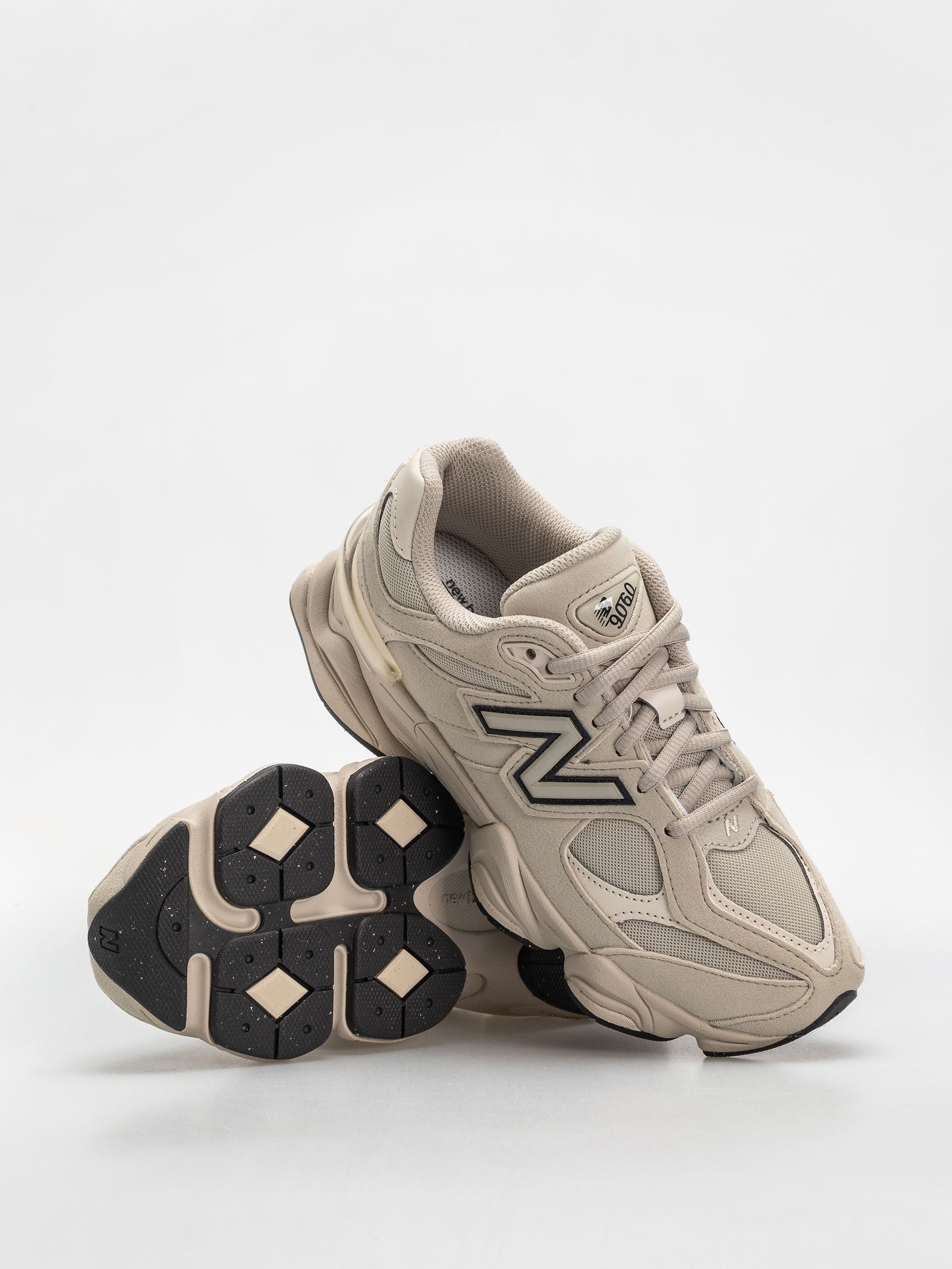 Boty New Balance 9060 JR (shipyard/linen)