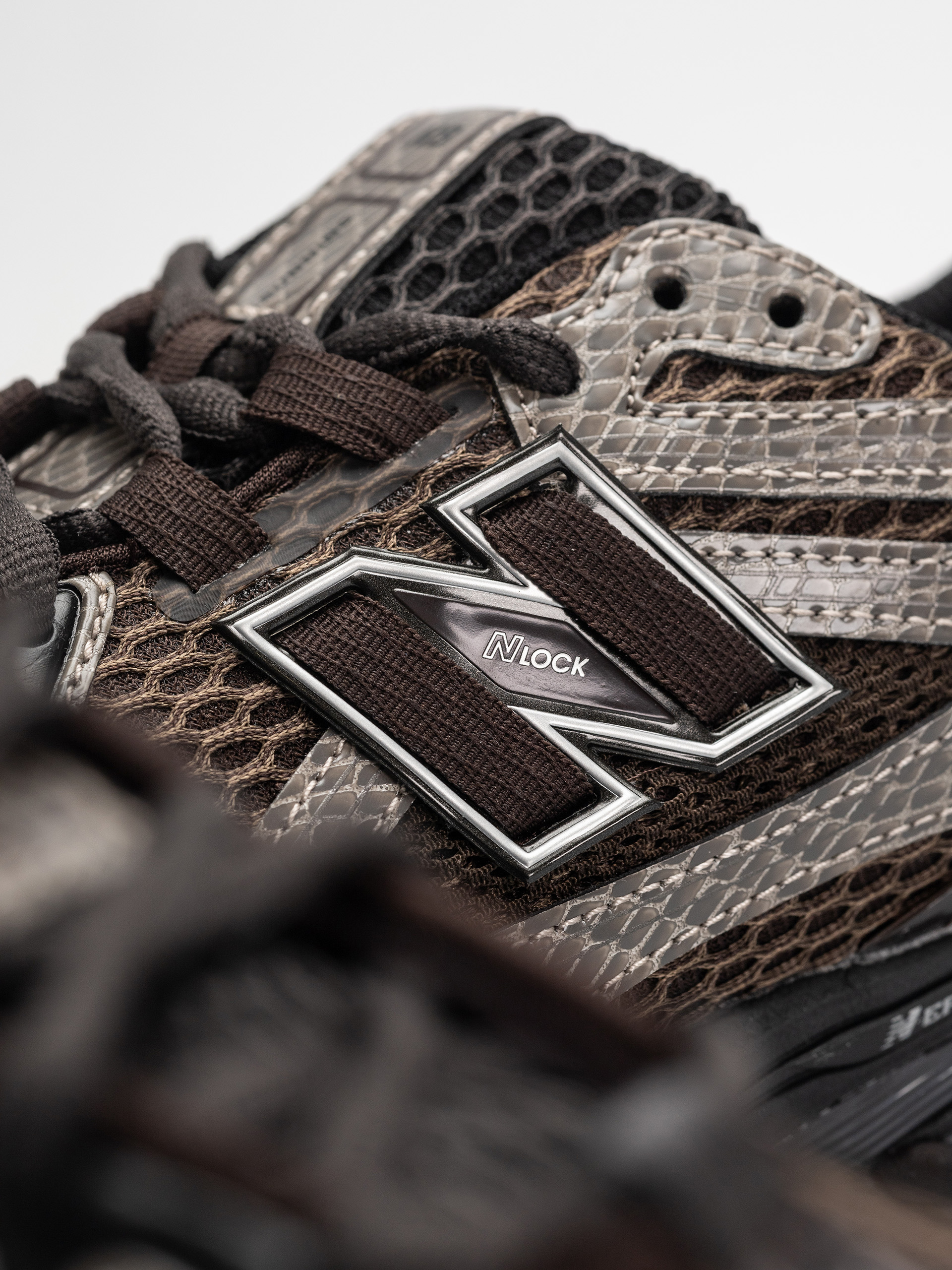 Boty New Balance 1906 (thunder brown/black)