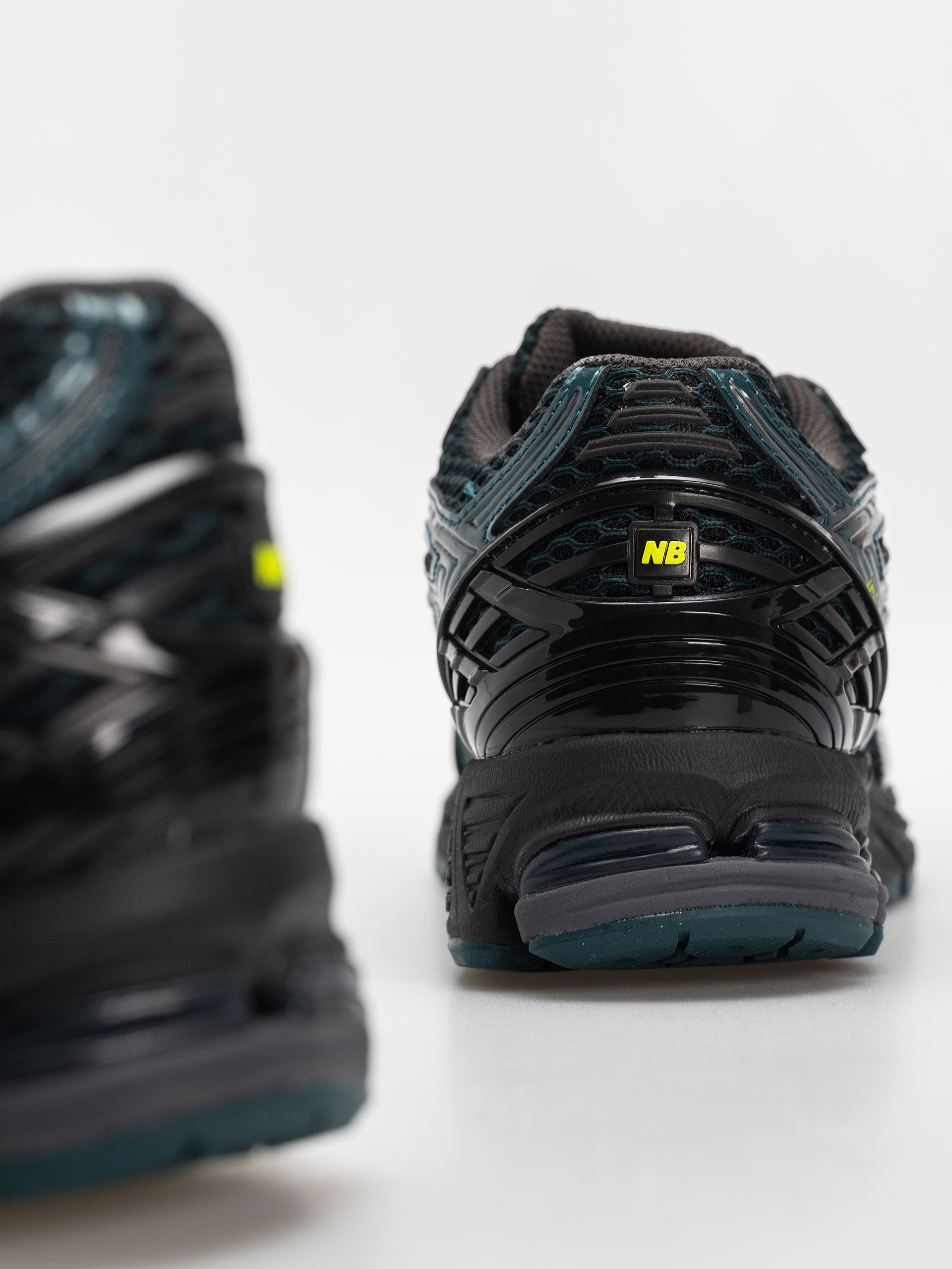 Boty New Balance 1906 (medusa green/black)