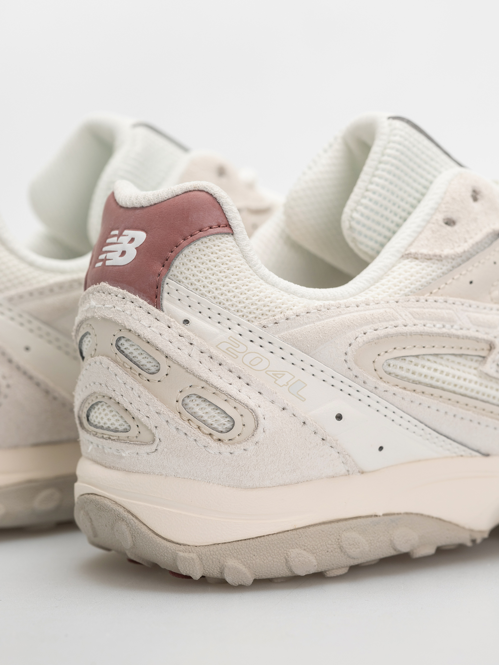 Boty New Balance 204 (sea salt/red rock)