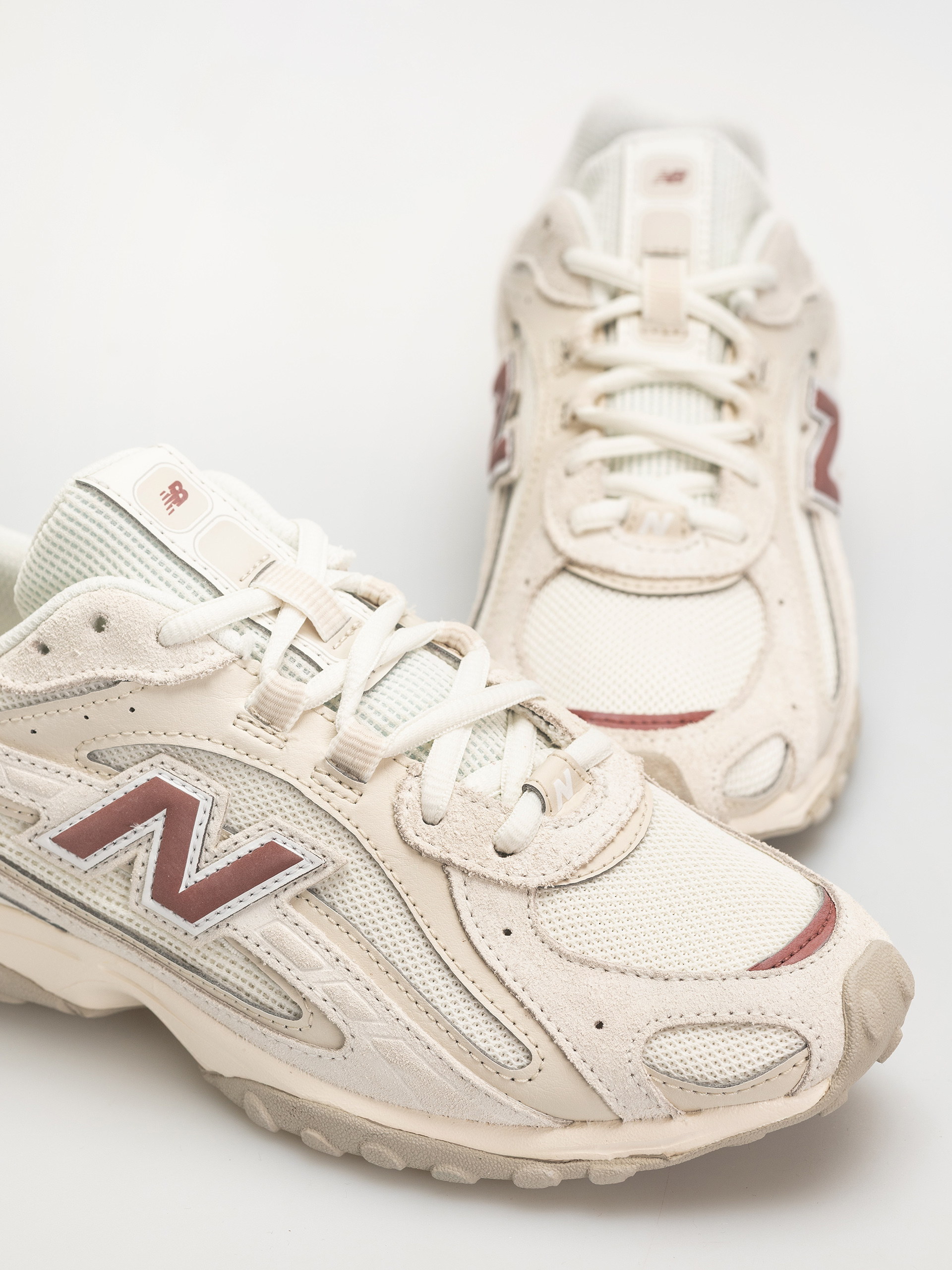 Boty New Balance 204 (sea salt/red rock)