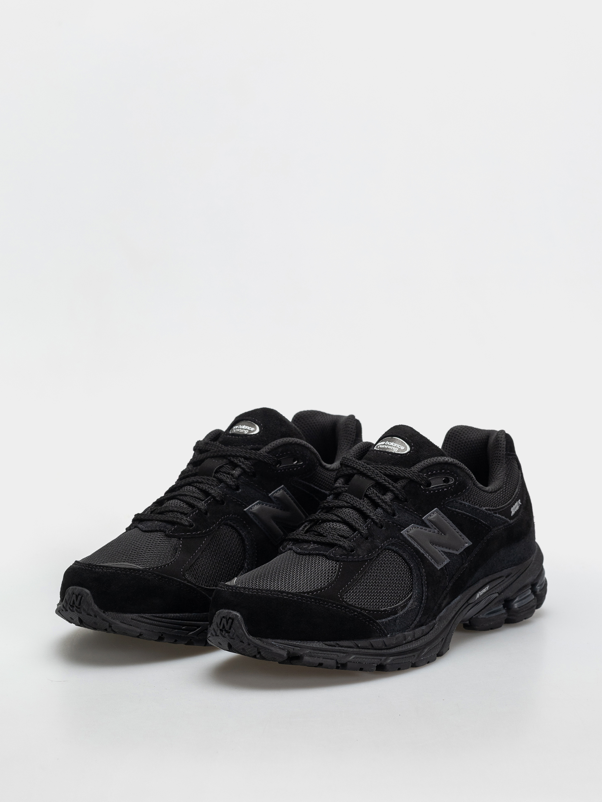 Boty New Balance 2002 (black/black metallic)