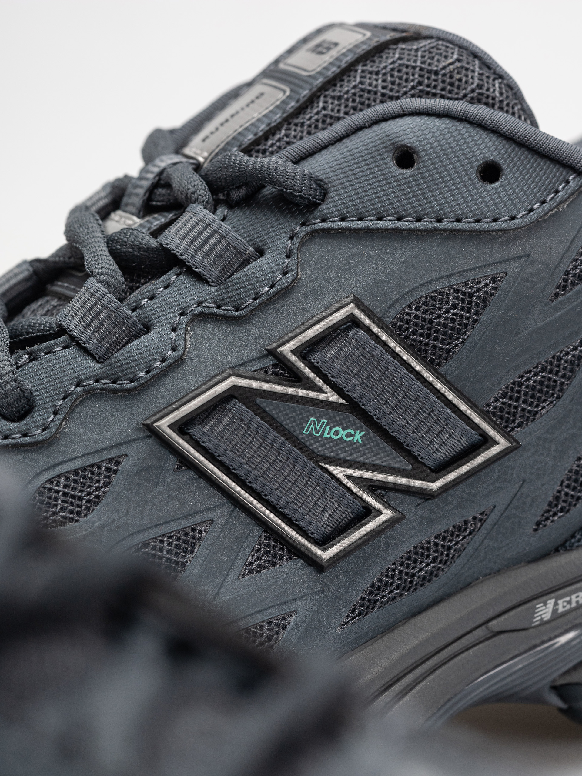 Boty New Balance 1906 (graphite/deep end)