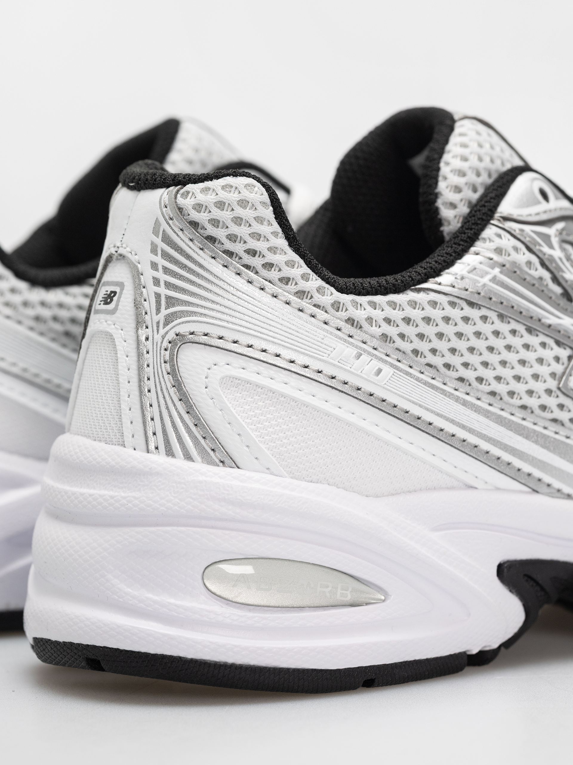 Boty New Balance 740 (white/silver metallic/black nw2)