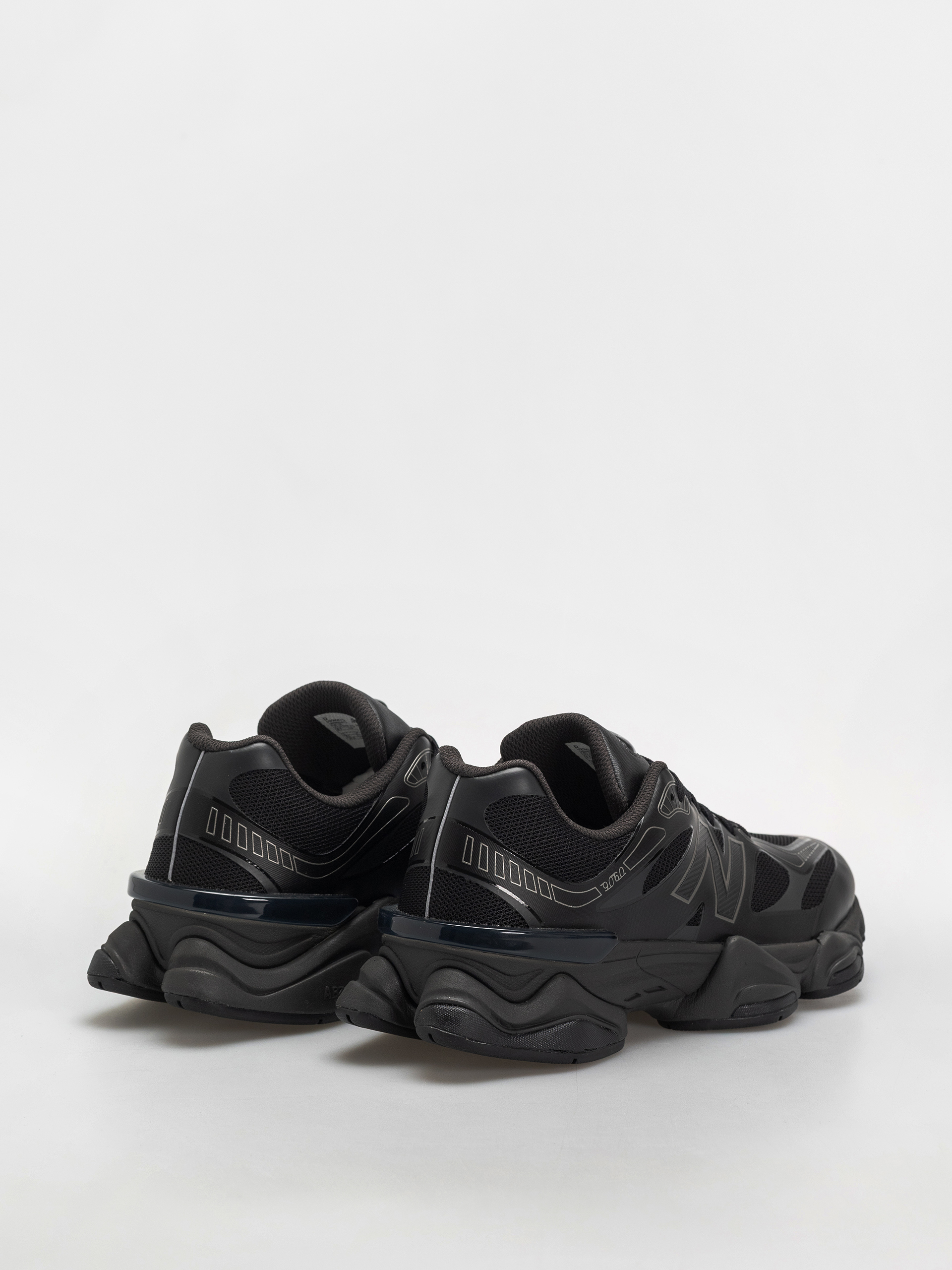 Boty New Balance 9060 (black/faded black)