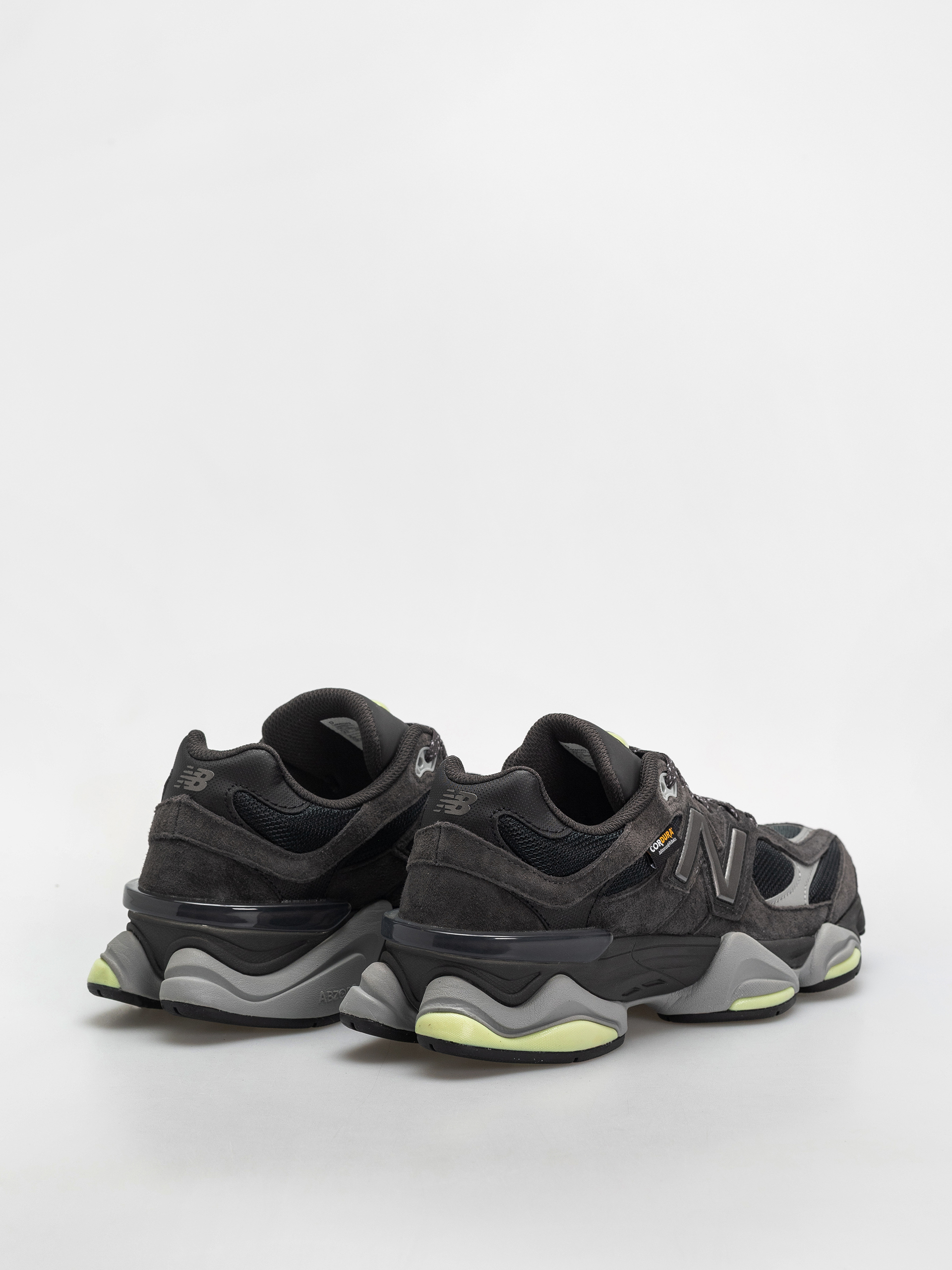 Boty New Balance 9060 (black cement/dry lime)