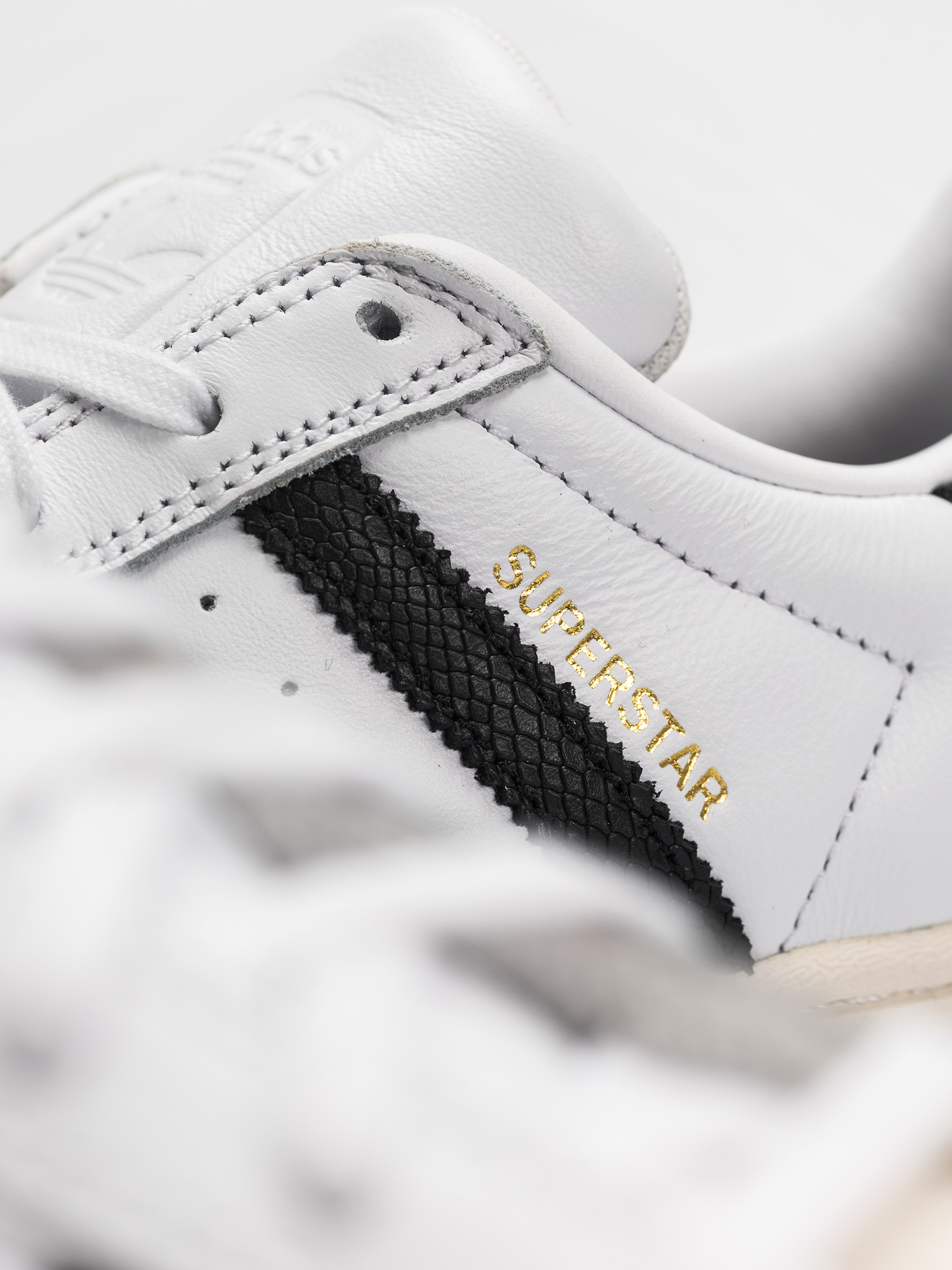 Boty adidas Superstar Adv (ftwwht/cblack/goldmt)