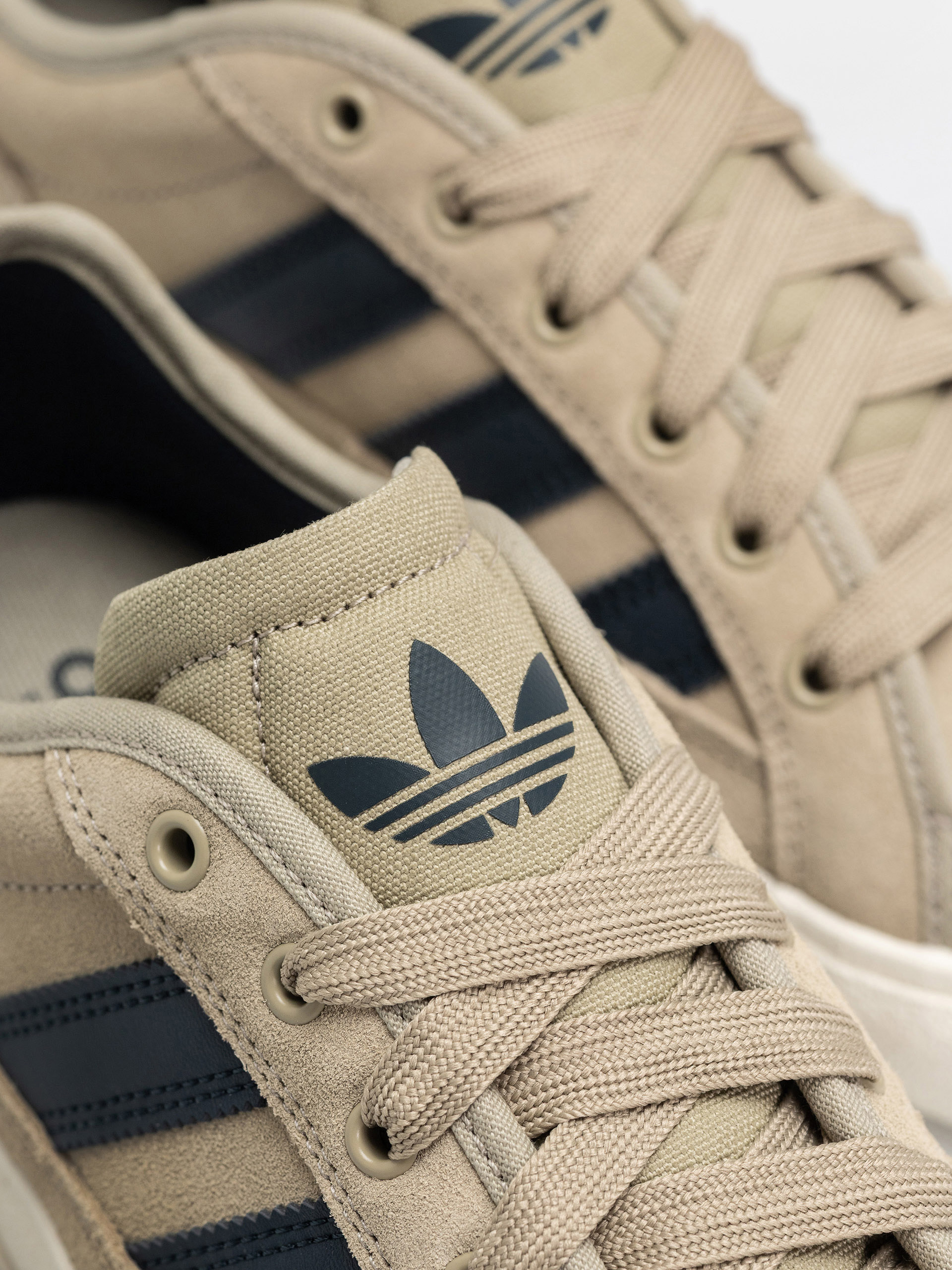 Boty adidas Court Tns Premiere (aurink/cwhite)