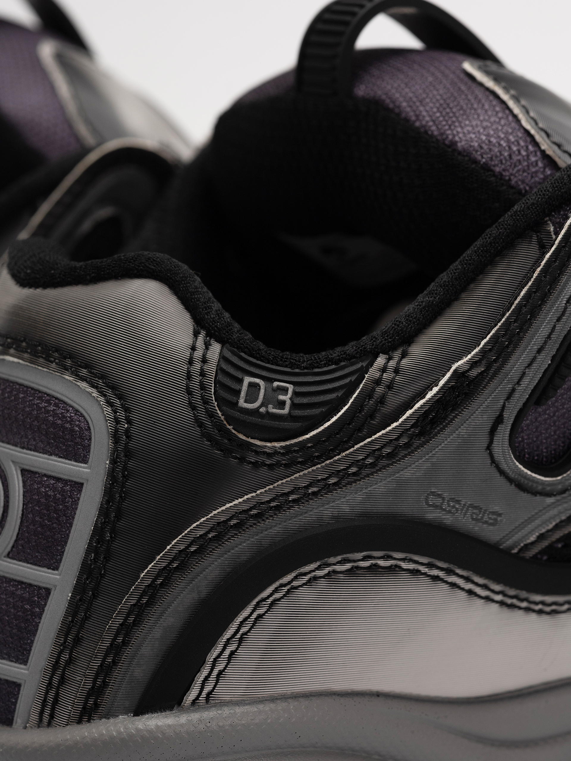 Boty Osiris D3 2001 (silver/black/holo)