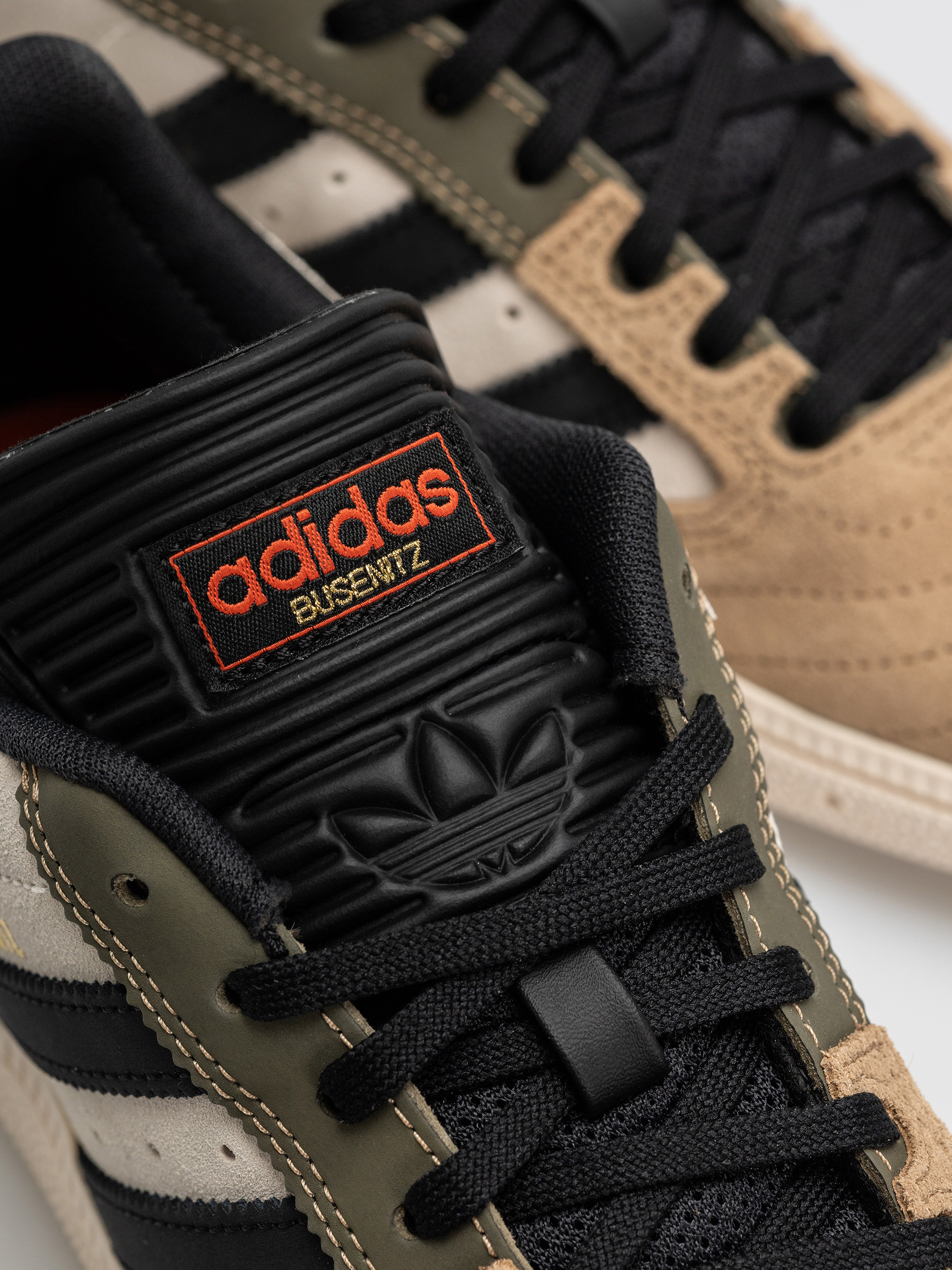 Boty adidas Busenitz (cardbo/cblack/olistr)