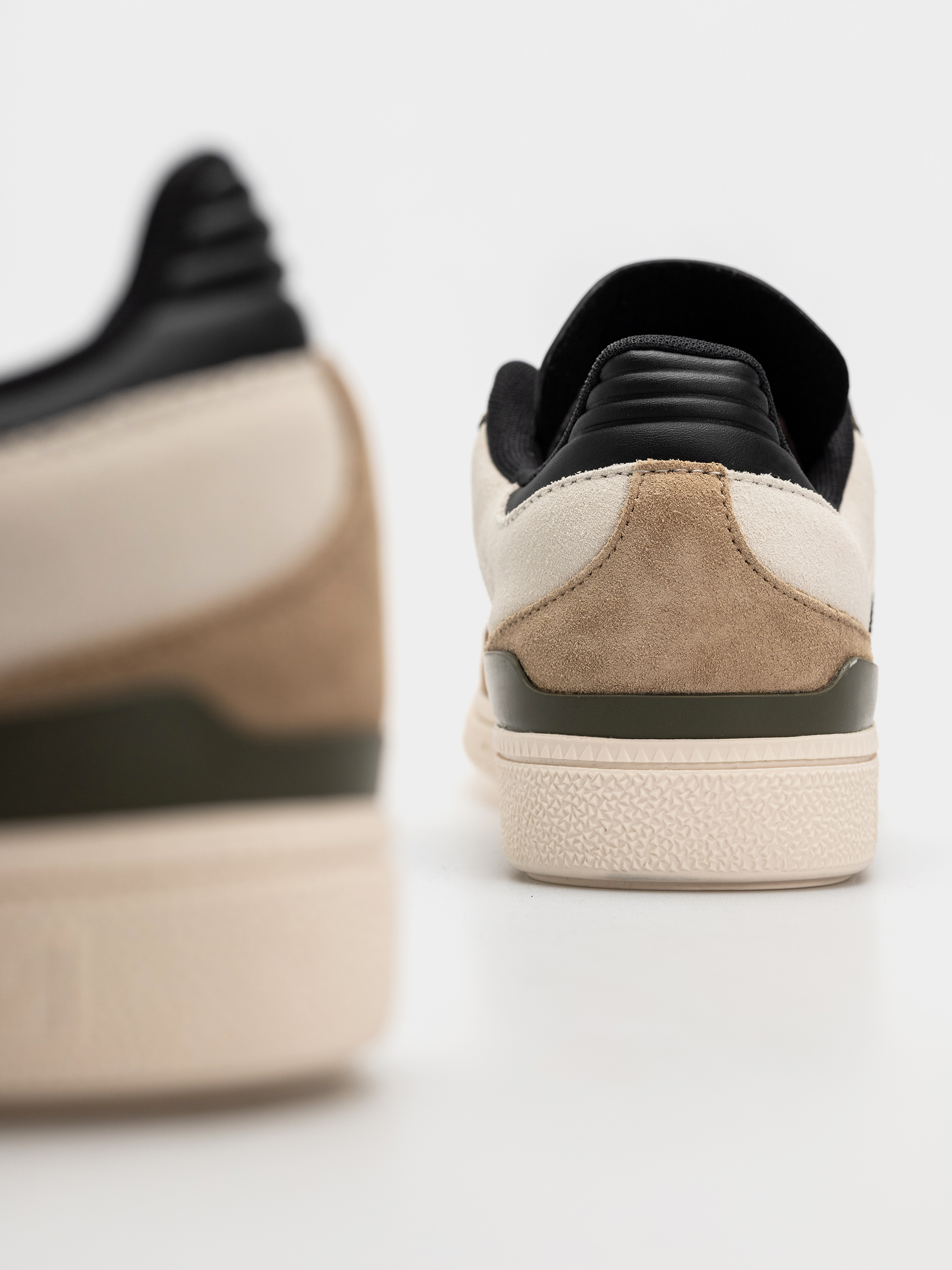 Boty adidas Busenitz (cardbo/cblack/olistr)