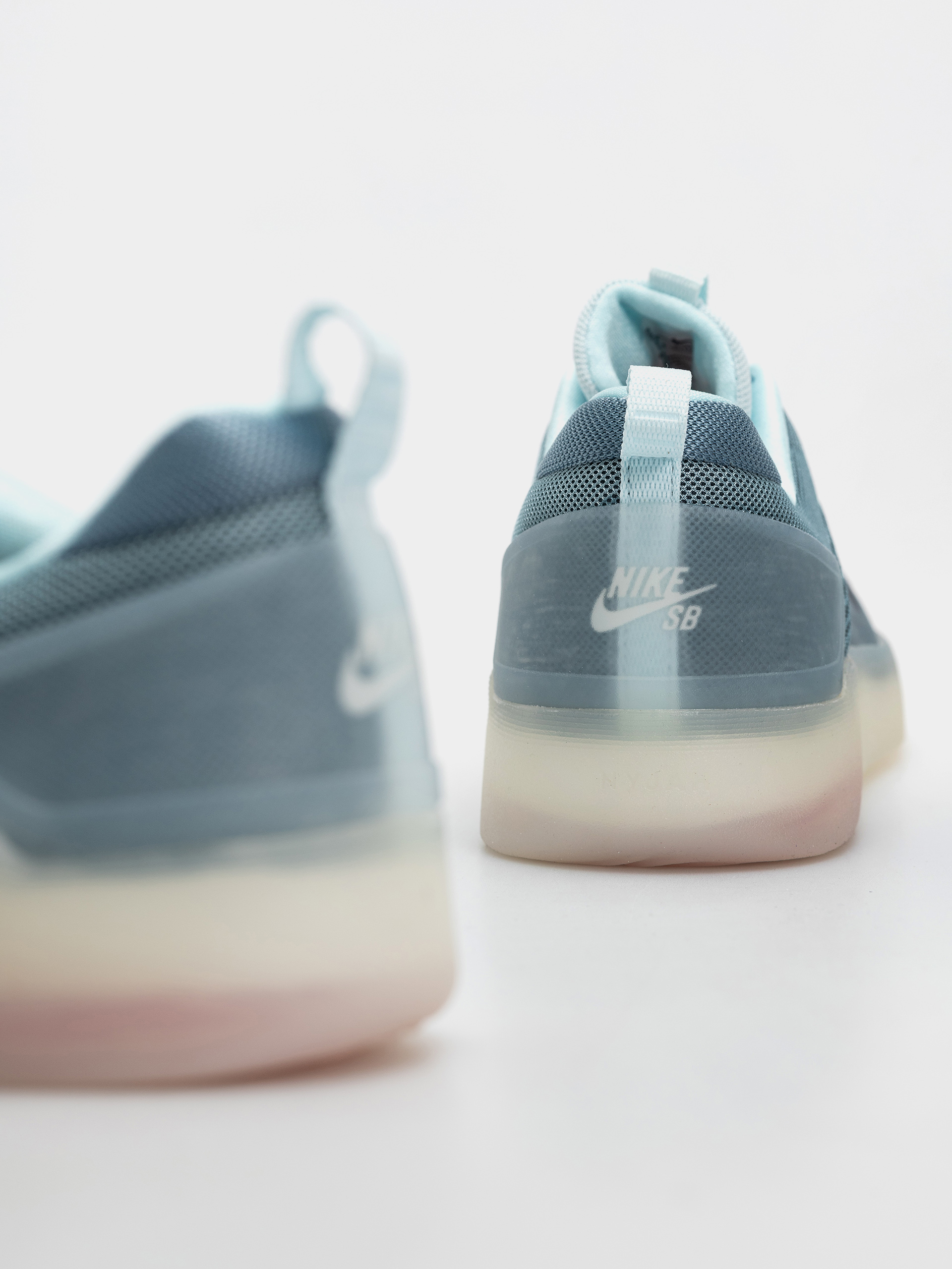 Boty Nike SB Zoom Nyjah 4 (glacier blue/black smokey blue sail)