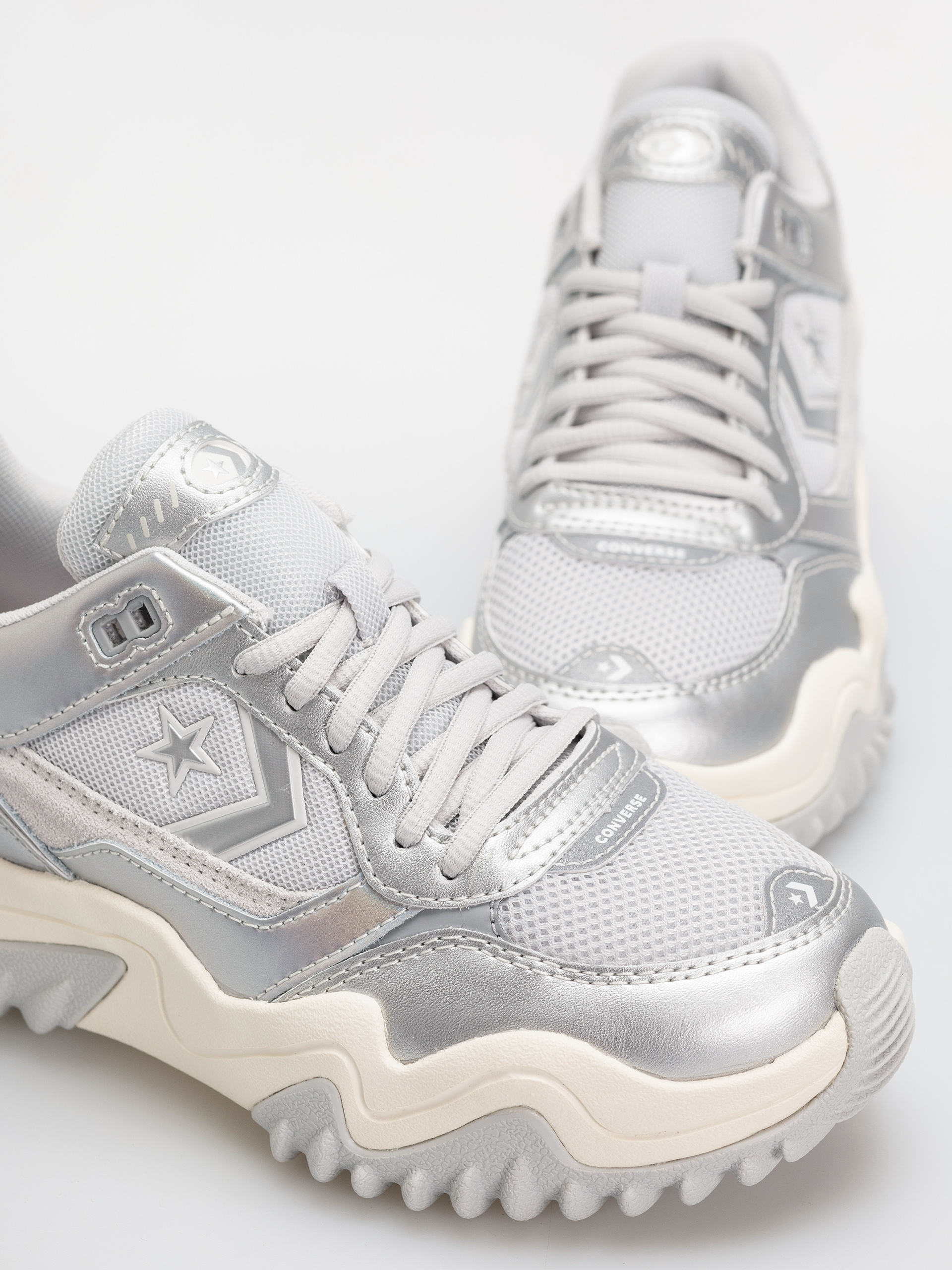 Boty Converse Wave Motion Trainer Ox (silver)