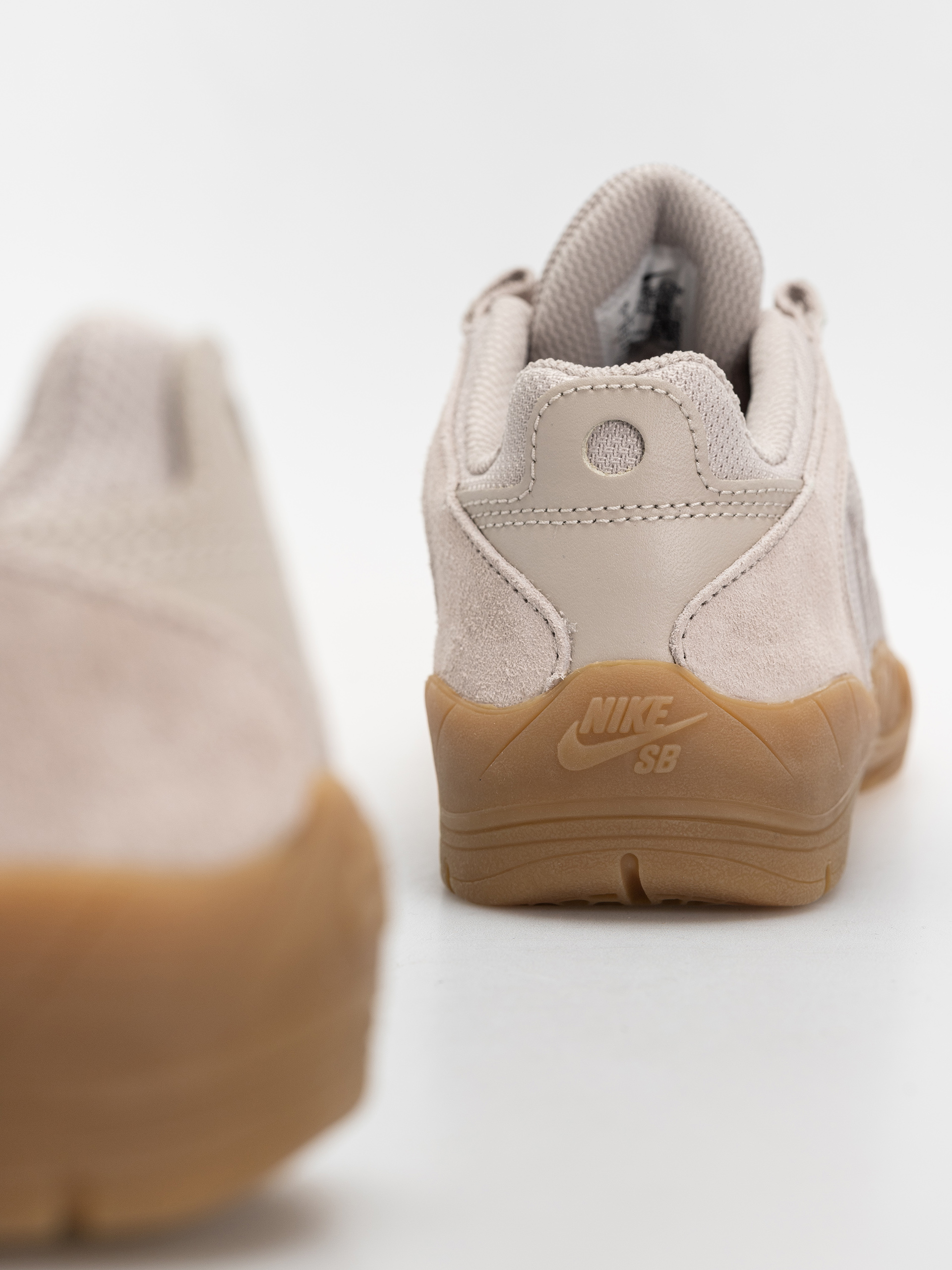 Boty Nike SB Vertebrae (cream ii/burgundy crush phantom)