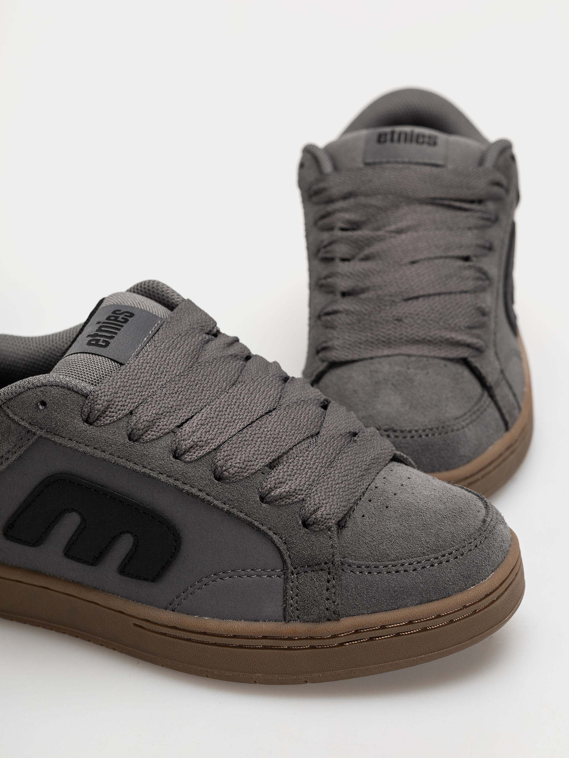 Boty Etnies Kingpin 2K (grey/black/gum)