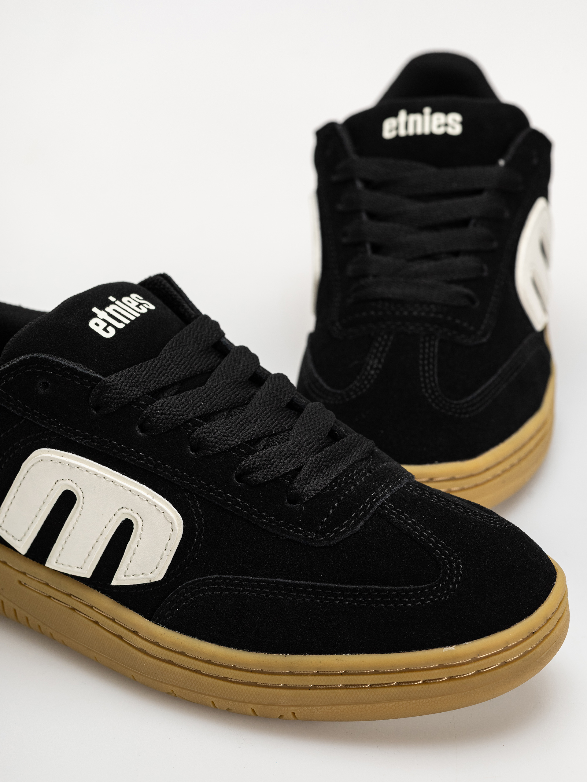 Boty Etnies Locut (black/gum/white)