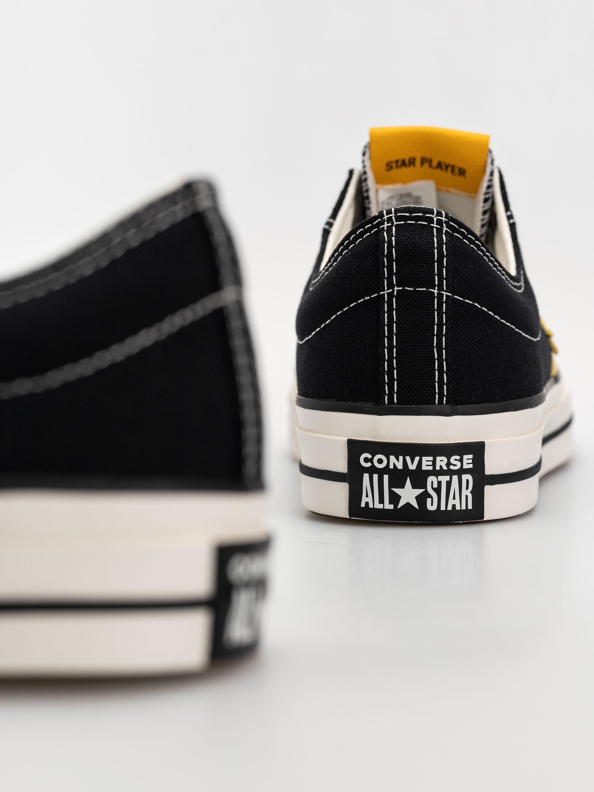 Tenisky Converse Star Player 76 Ox (black/gold palm)