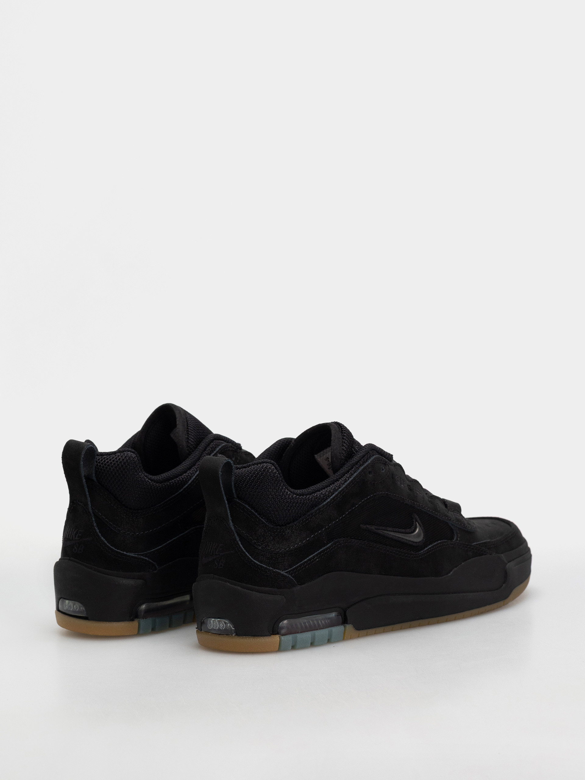 Boty Nike SB Air Max Ishod (black/black black black)
