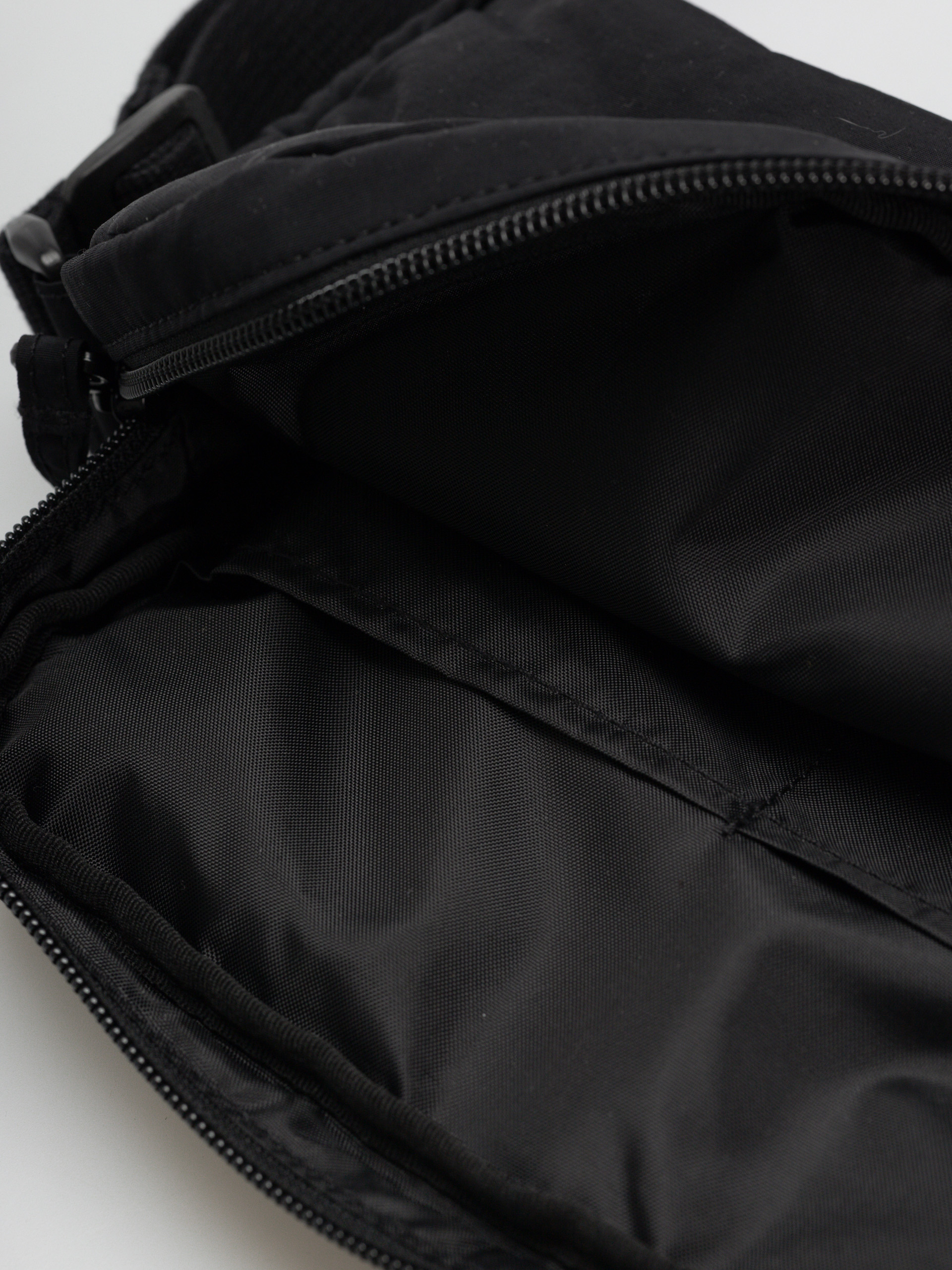 Kabelka Dickies Enon Pouch (black)