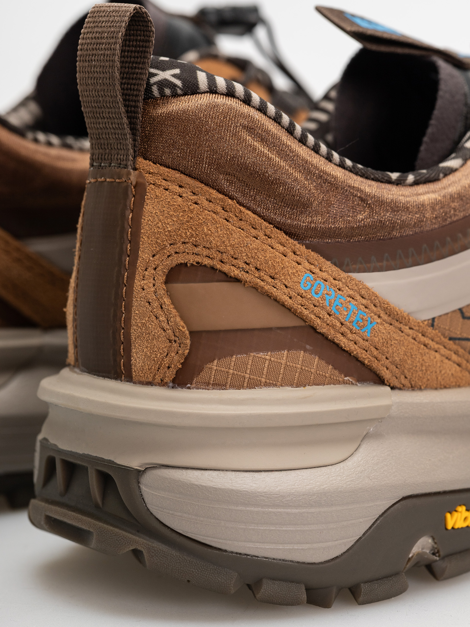 Zimní boty Vans Crosspath Xc Gore Tex (chipmunk/mushro)