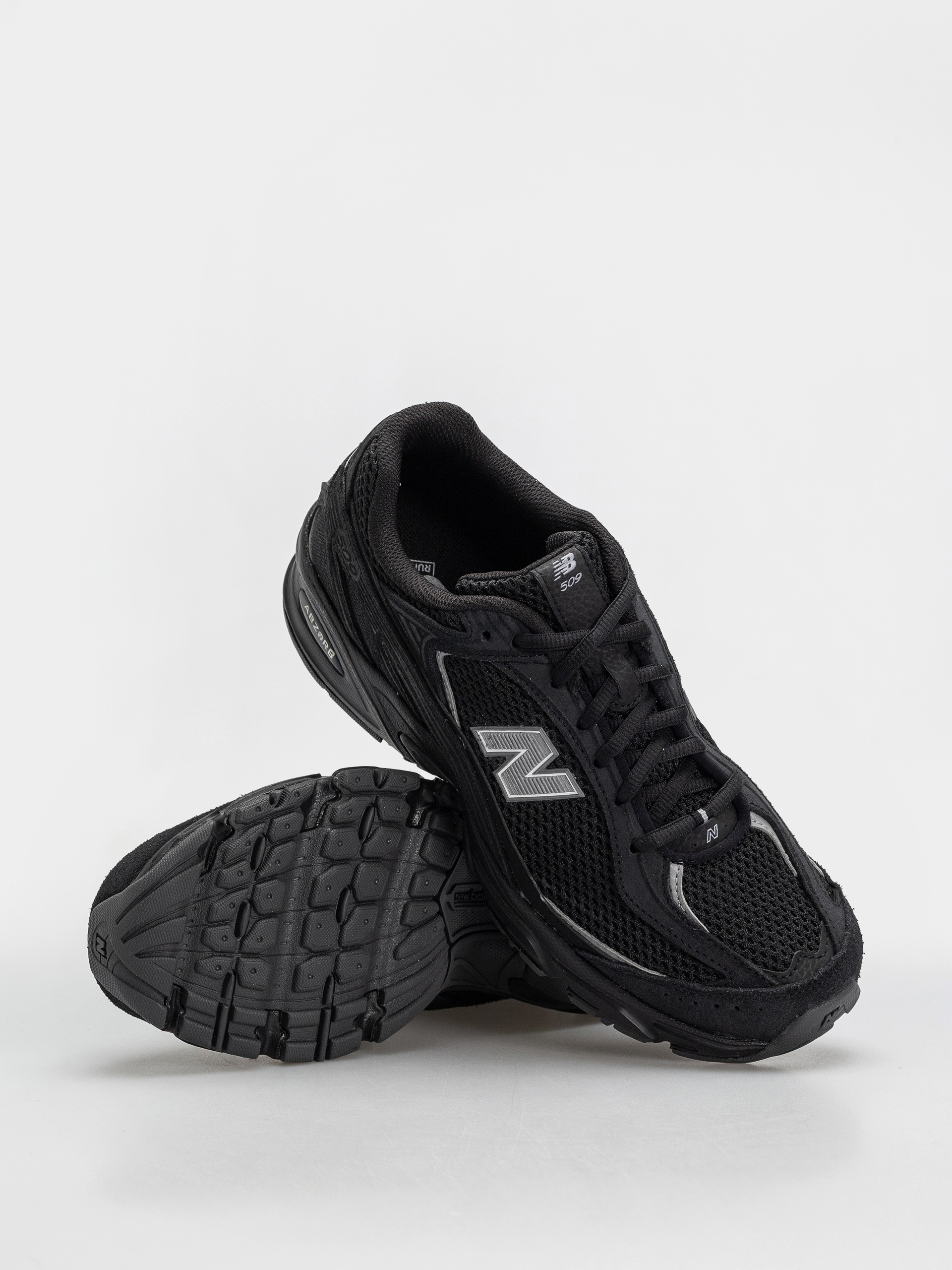 Boty New Balance 509 (black/black)