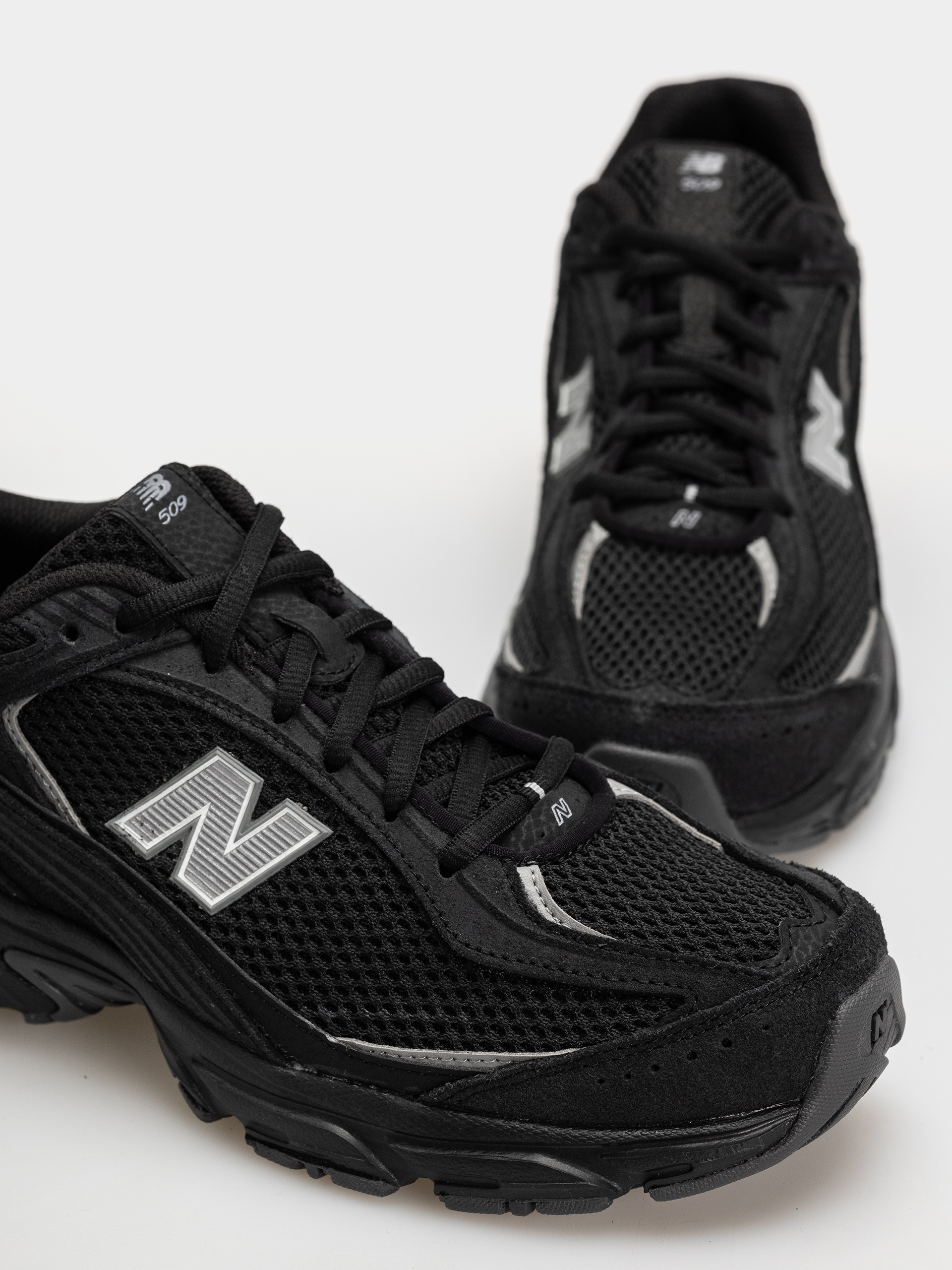 Boty New Balance 509 (black/black)