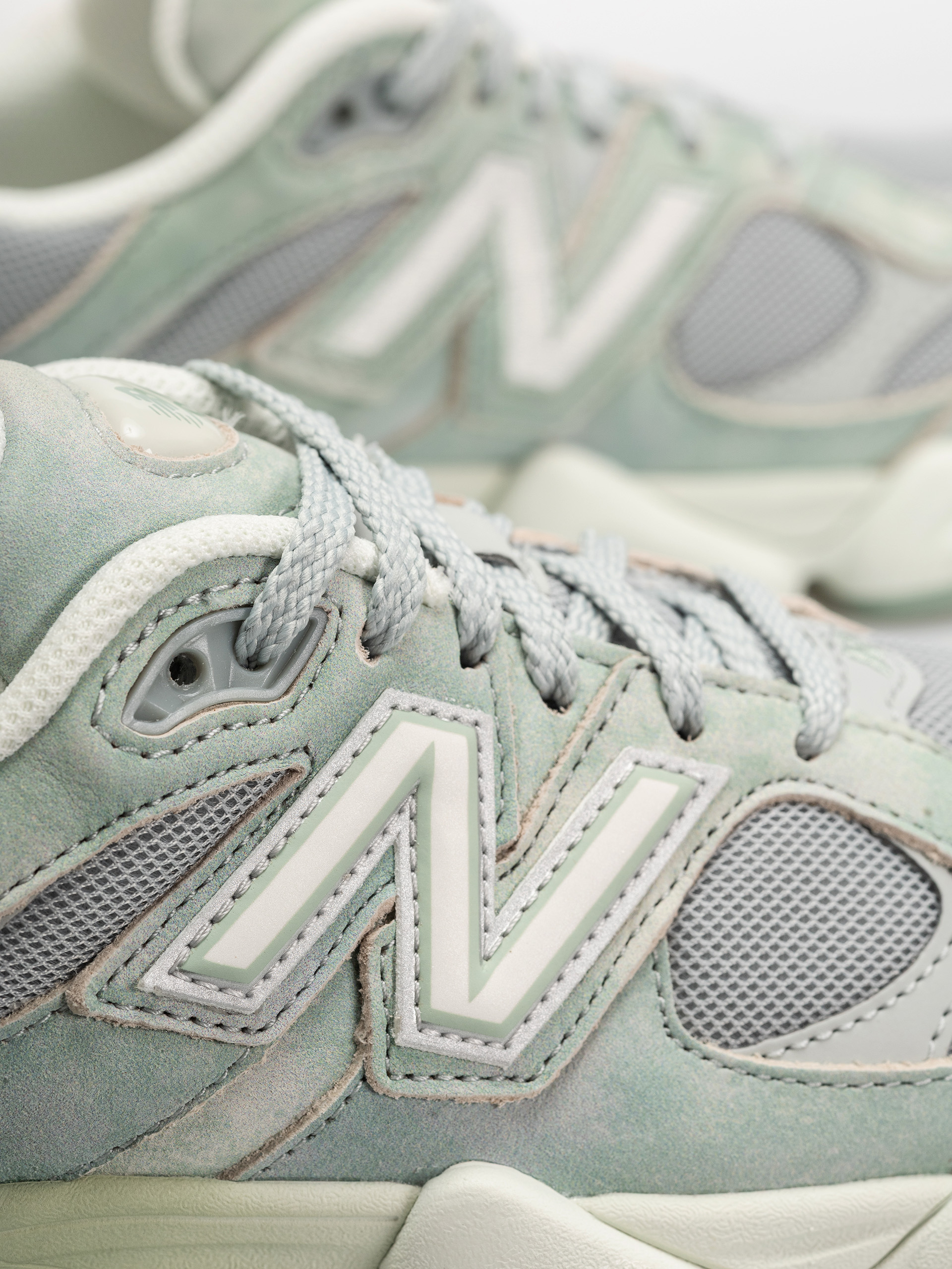 Boty New Balance 9060 (mosaic green/sea salt)