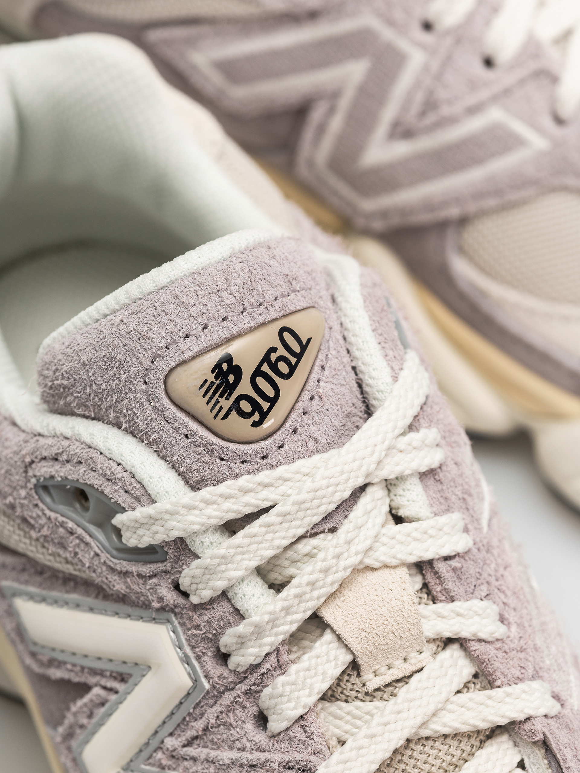 Boty New Balance 9060 (truffle salt/timberwolf)