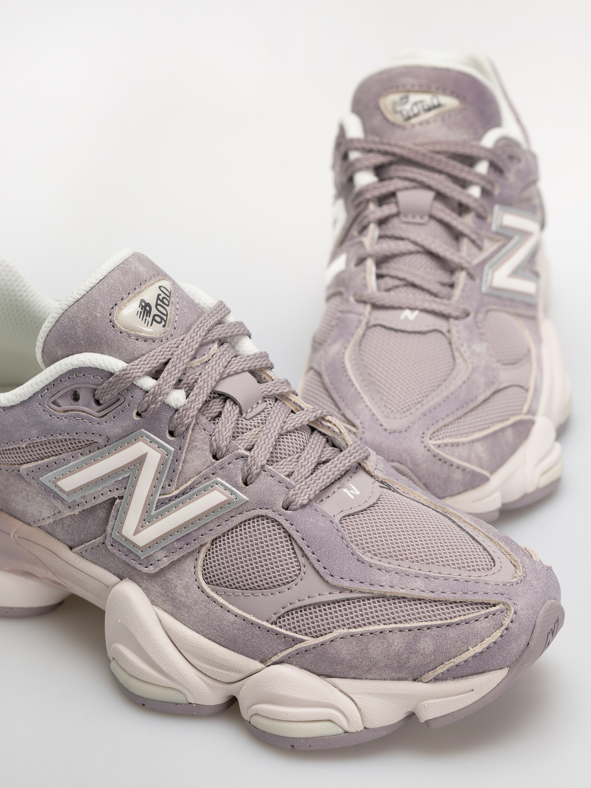 Boty New Balance 9060 (truffle salt/sea salt)