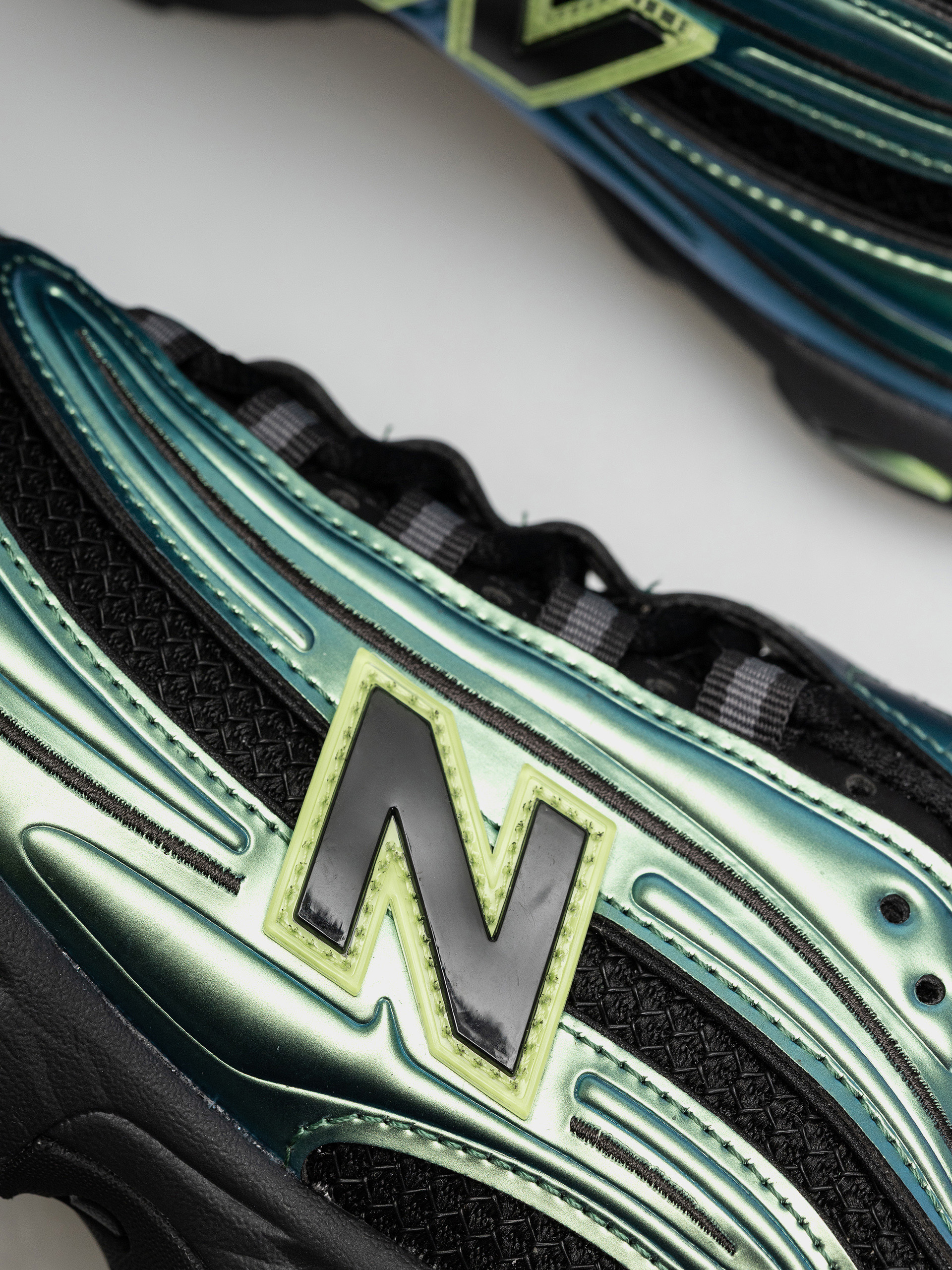 Boty New Balance 1000 (faded black/afterglow)