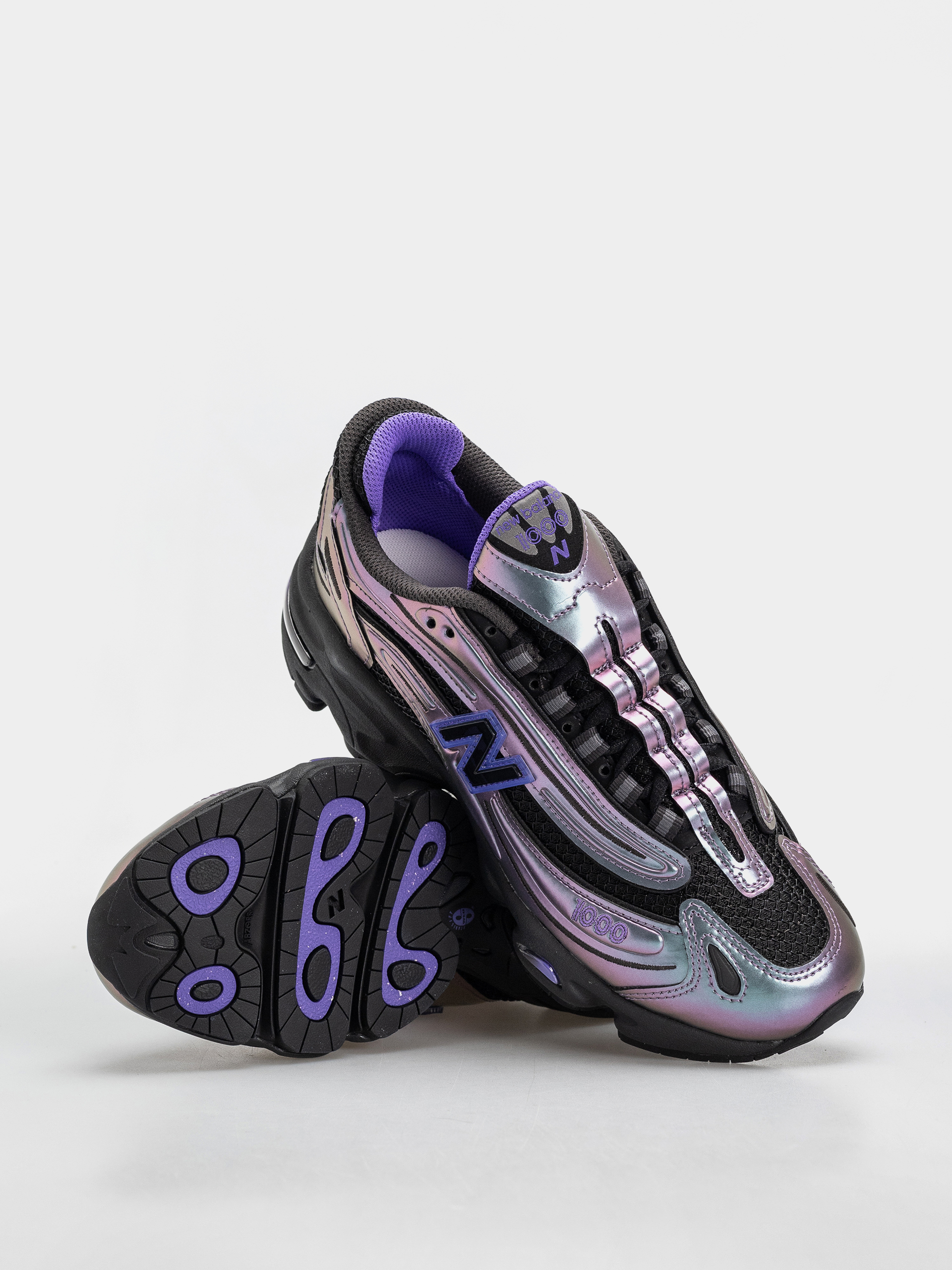 Boty New Balance 1000 (faded black/electric indigo)