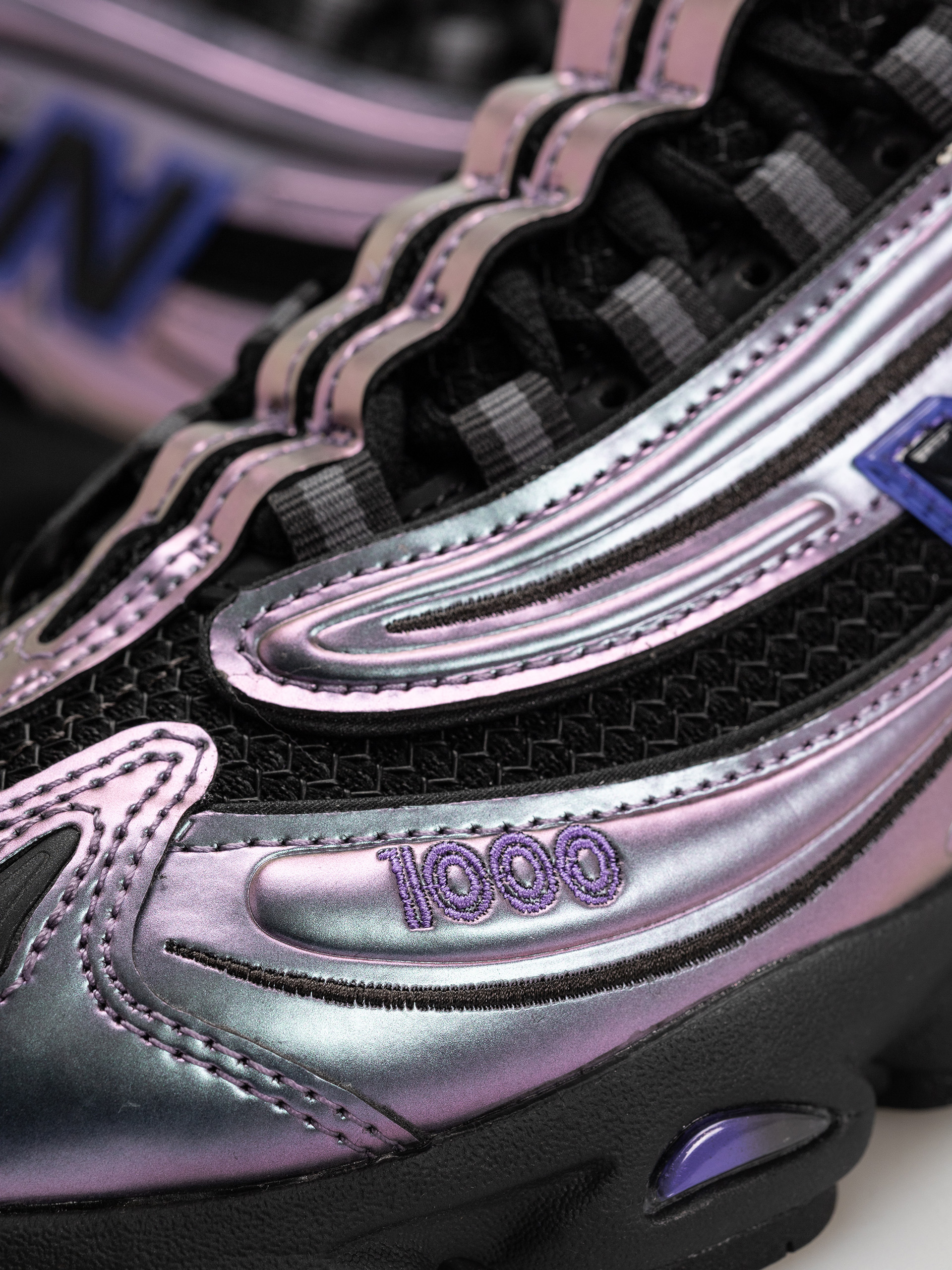 Boty New Balance 1000 (faded black/electric indigo)