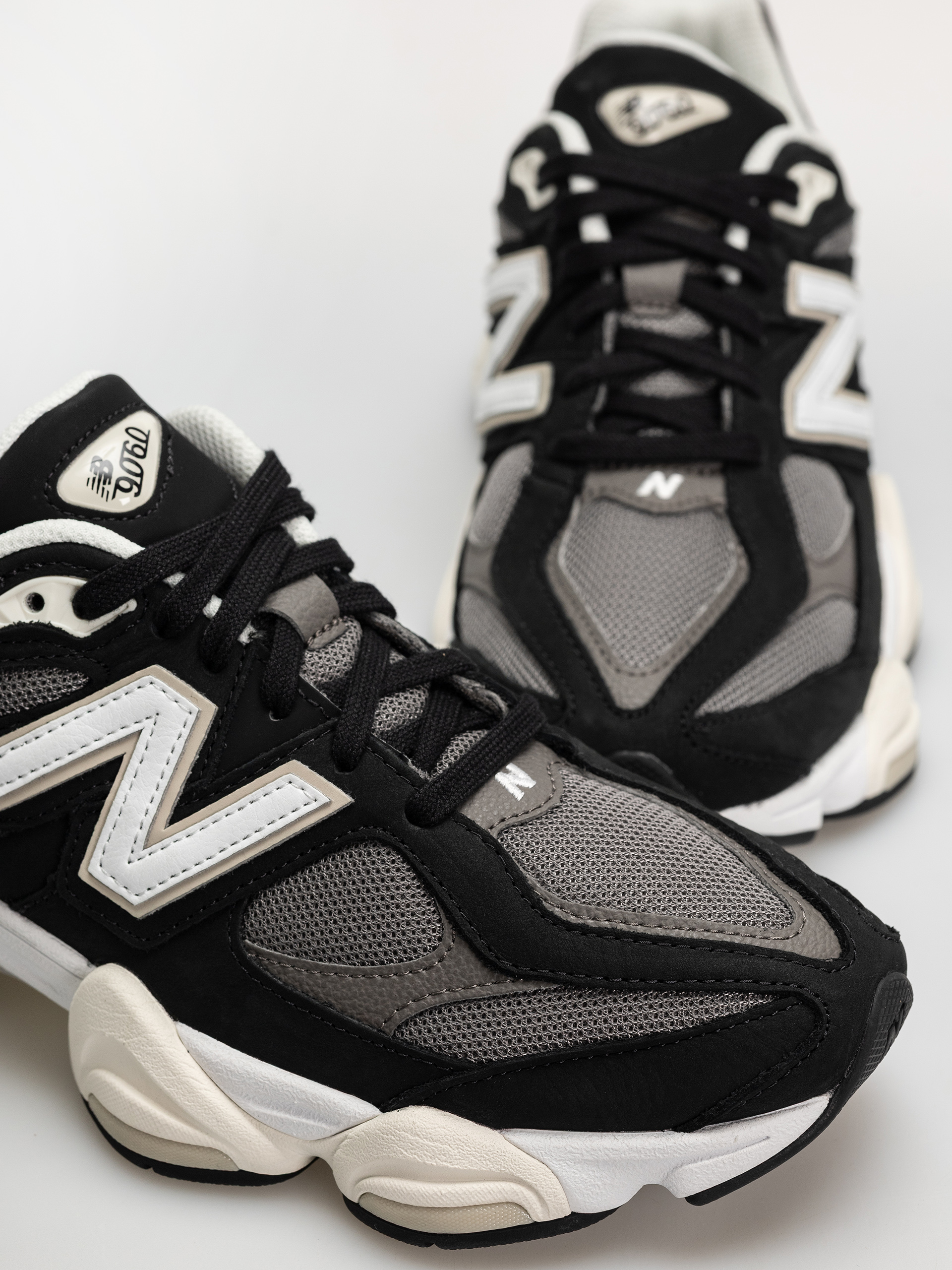 Boty New Balance 9060 (black/tornado)