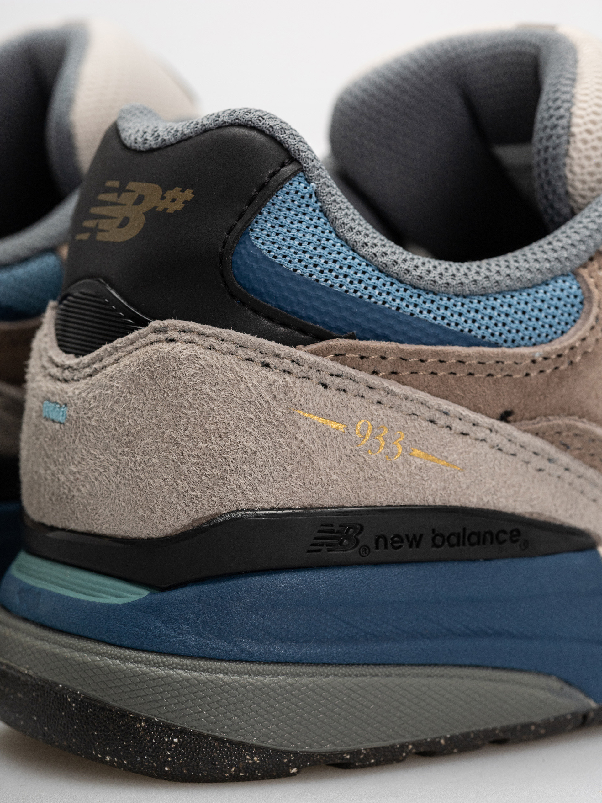 Boty New Balance 933 (mushroom/still water)