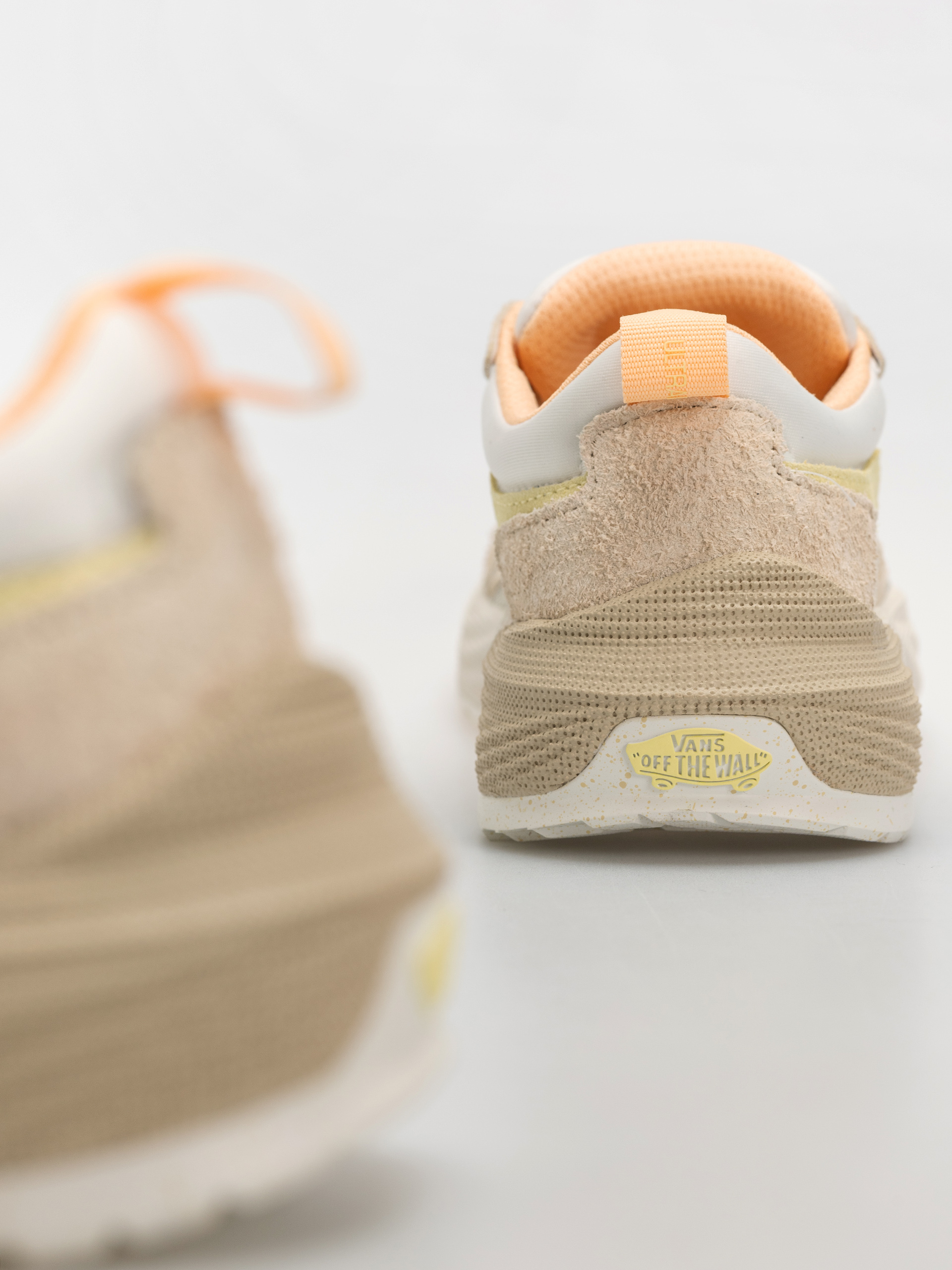 Boty Vans Ultrarange Neo 2.0 (creme brulee/ye)