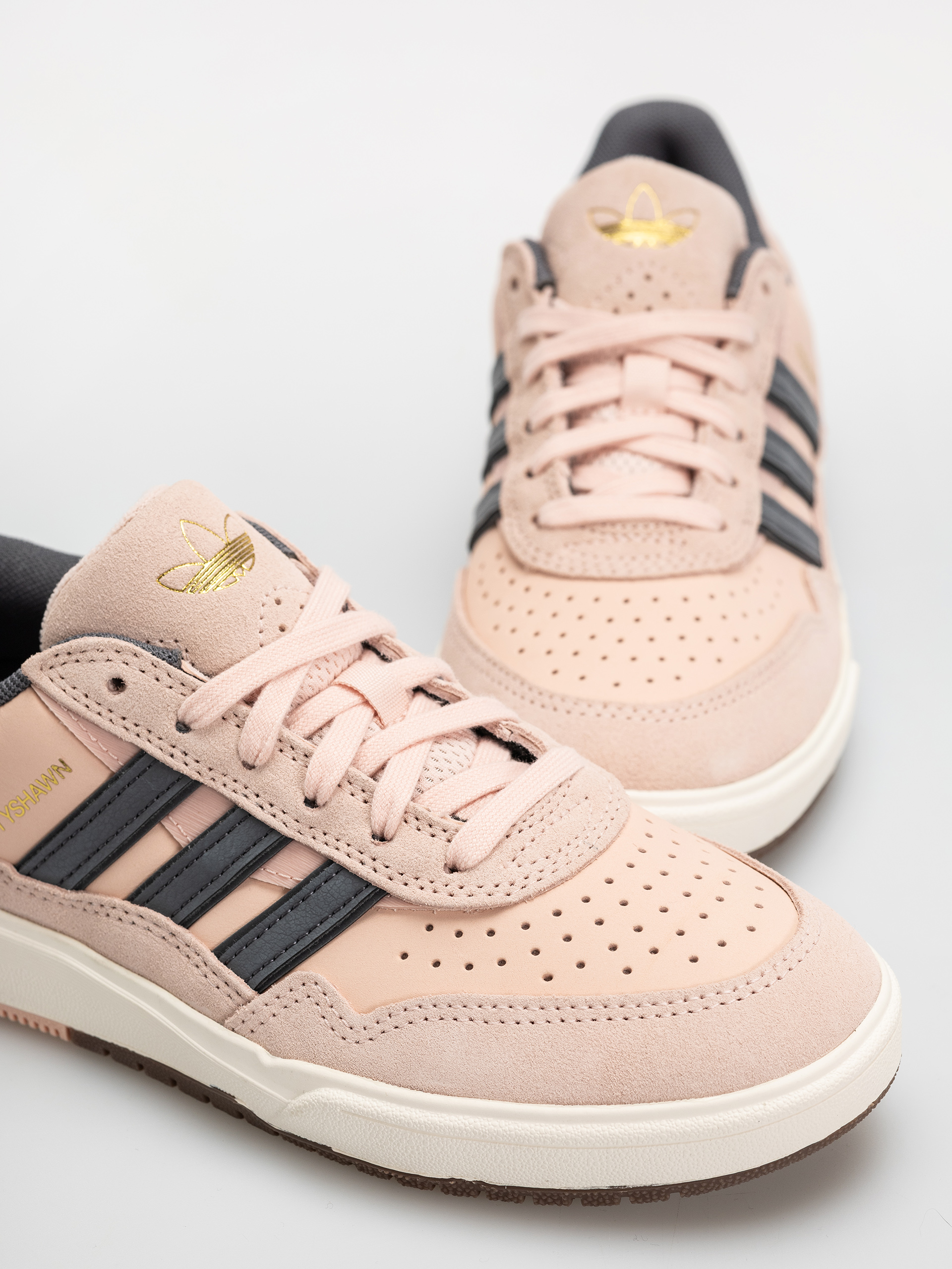 Boty adidas Tyshawn II (blupnk/grefiv/cwhite)